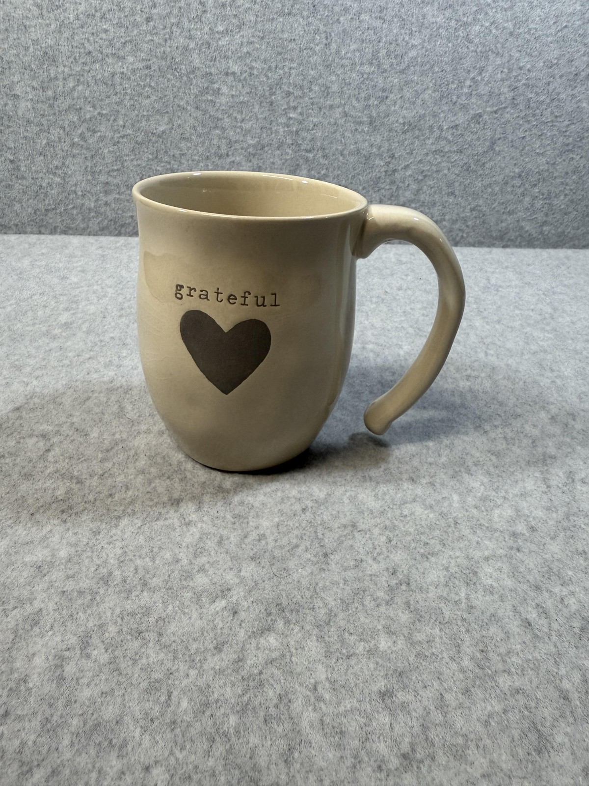 DEMDACO Grateful Heart Ceramic Coffee Mug Cup Tan Microwave Dishwasher Safe