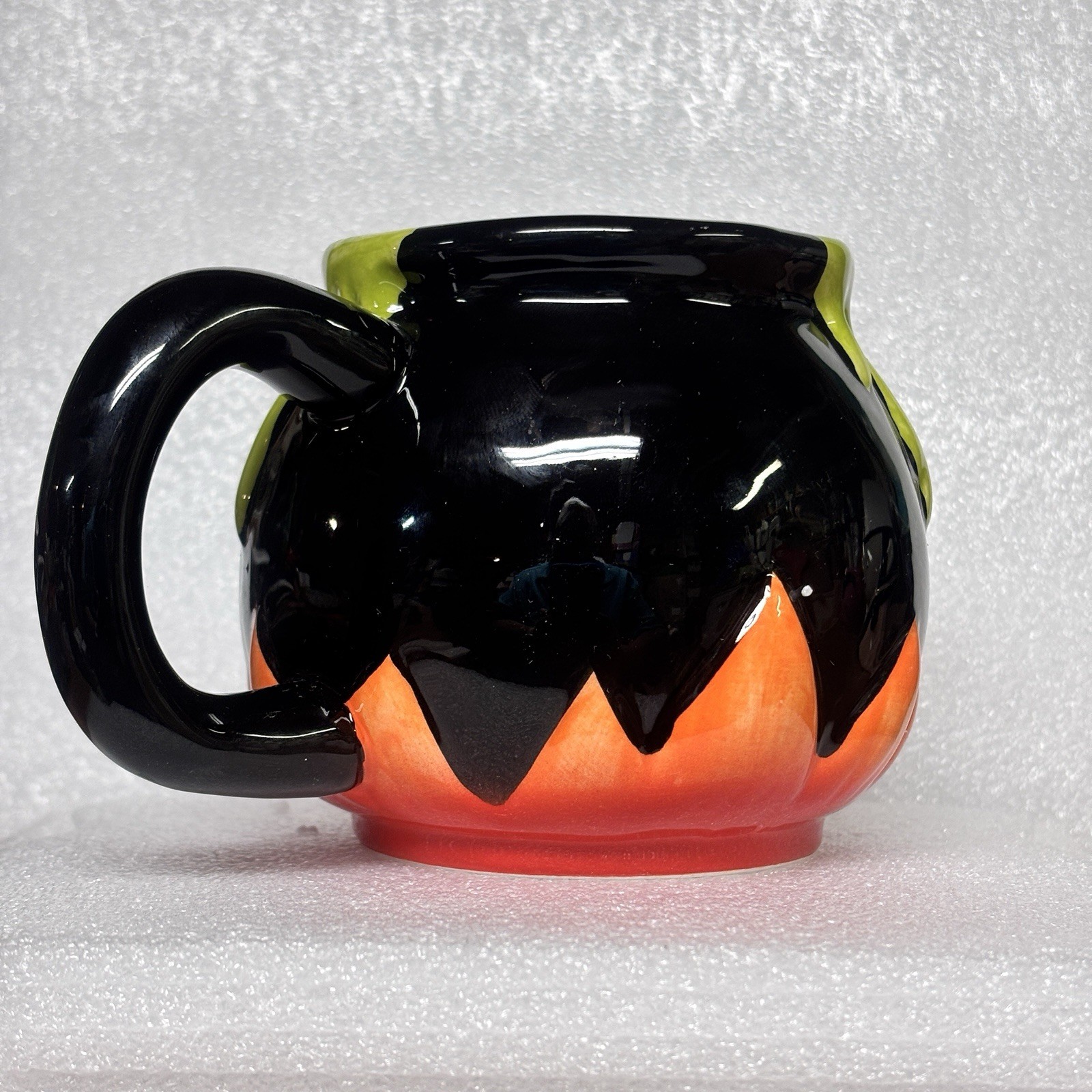 Hyde & EEK! Potion Cauldron Mug – Halloween 2024