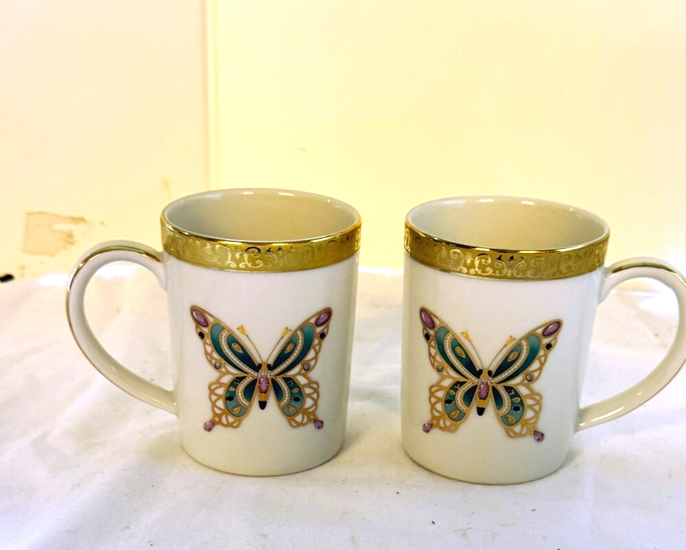 LOT OF 2 GOLD BUFFET ROYAL GALLERY GREEN BUTTERFLY MUGS GOLD ACCENT SRI LANKA