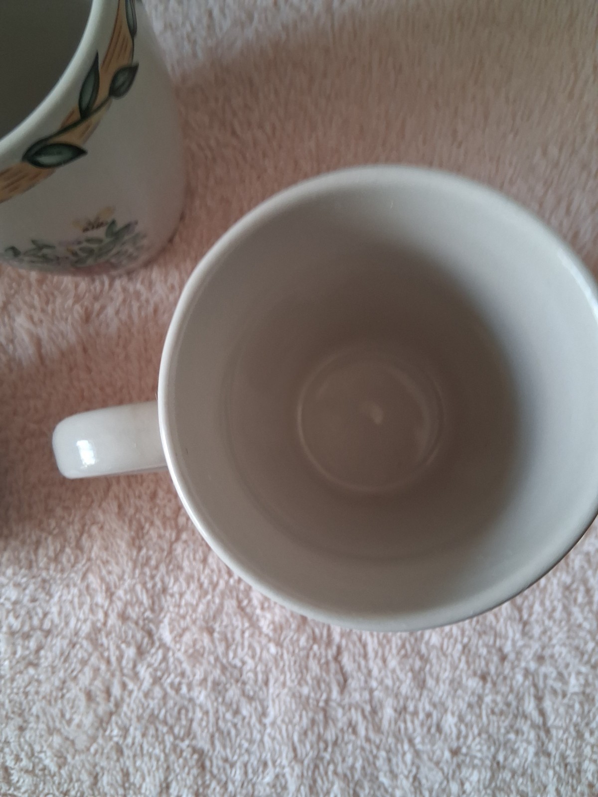 Set of 4 Vintage Thomson Pottery Coffee or Tea Cup Birdhouse/Flowers 4.25”