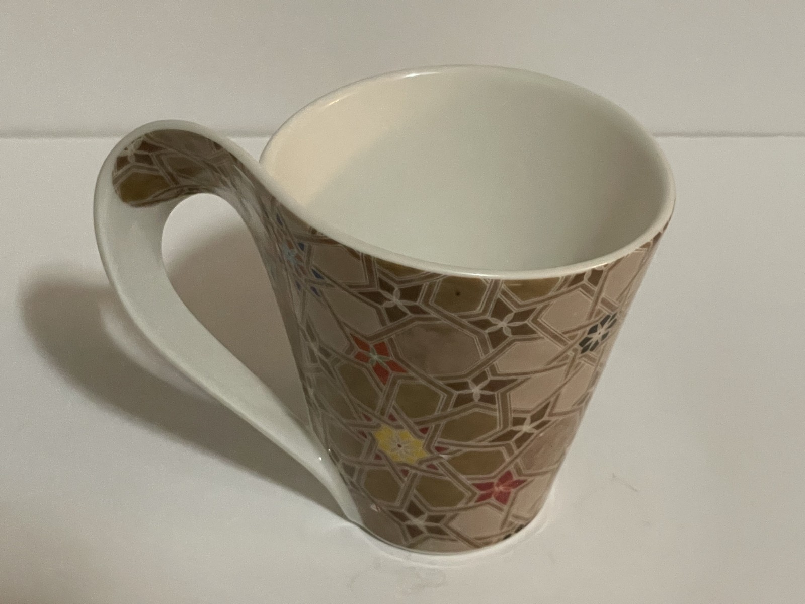 Villeroy & Boch New Wave Colorful Porcelain Mug Luxembourg