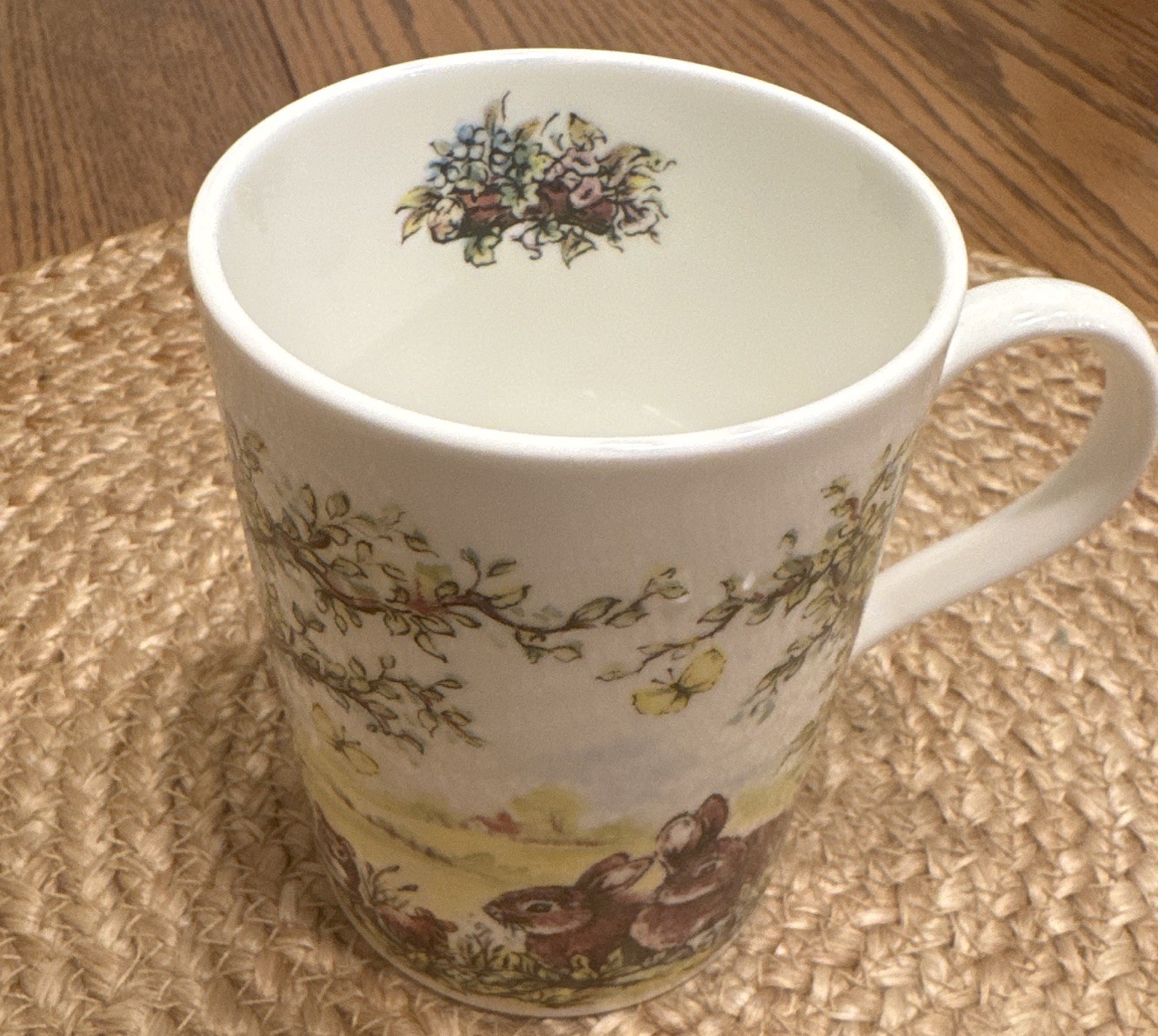 Fine Bone China Made in England 8fl oz Coffee Mug Rabbit & Birds Floral
