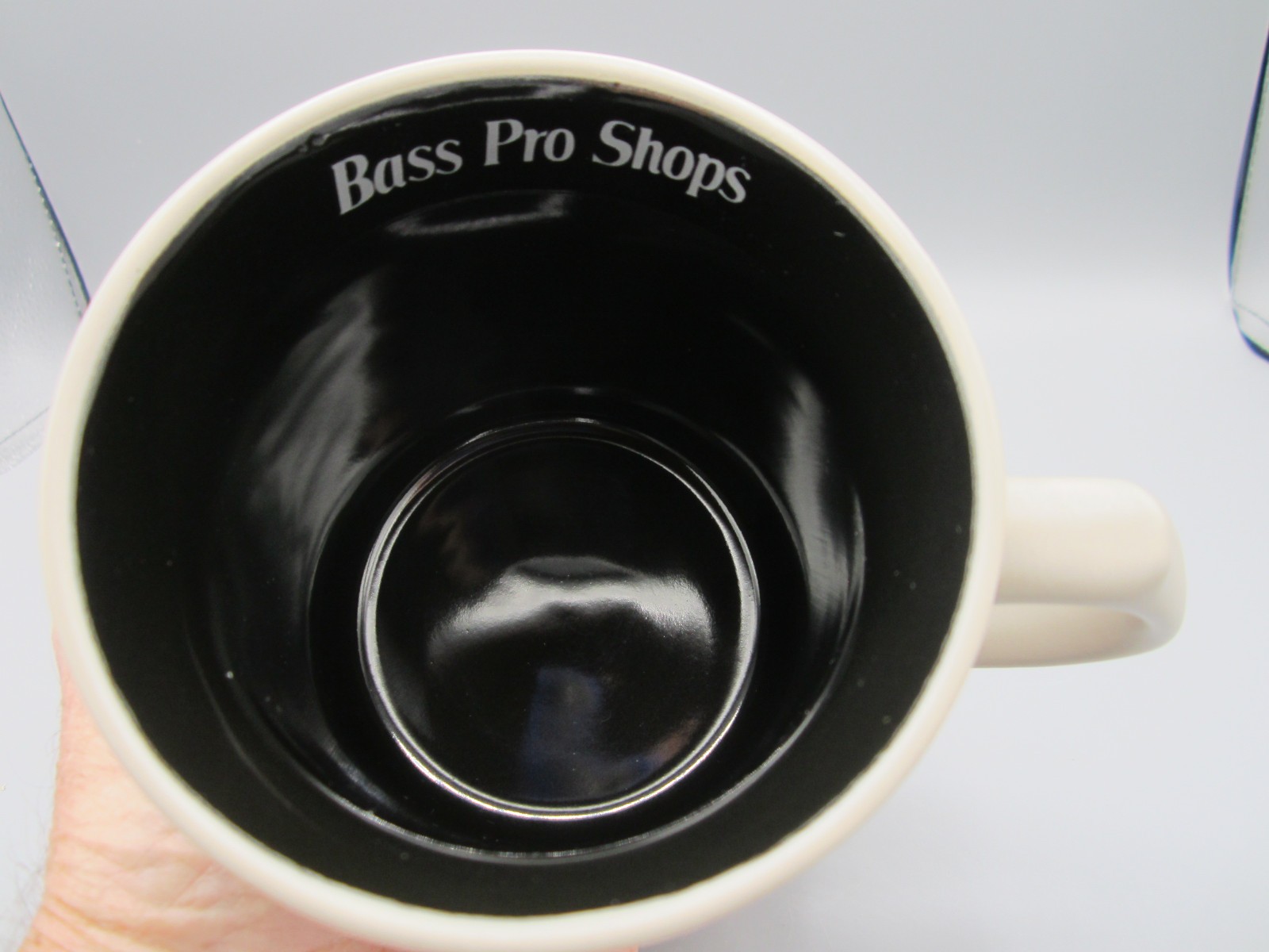 Bass Pro Shops Wolves Taupe Color, Black Inside Coffee Tea Mug 16 oz 2022 (287)