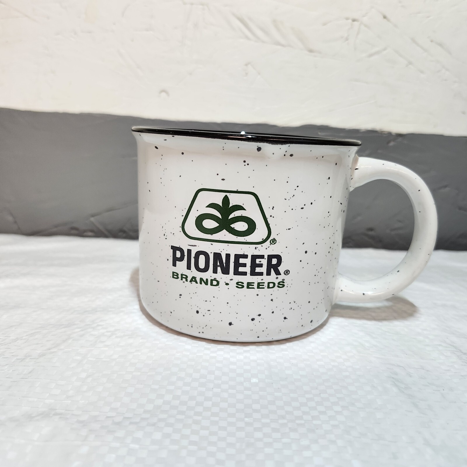 10 ounce Mugs with Pioneer Seeds Logo