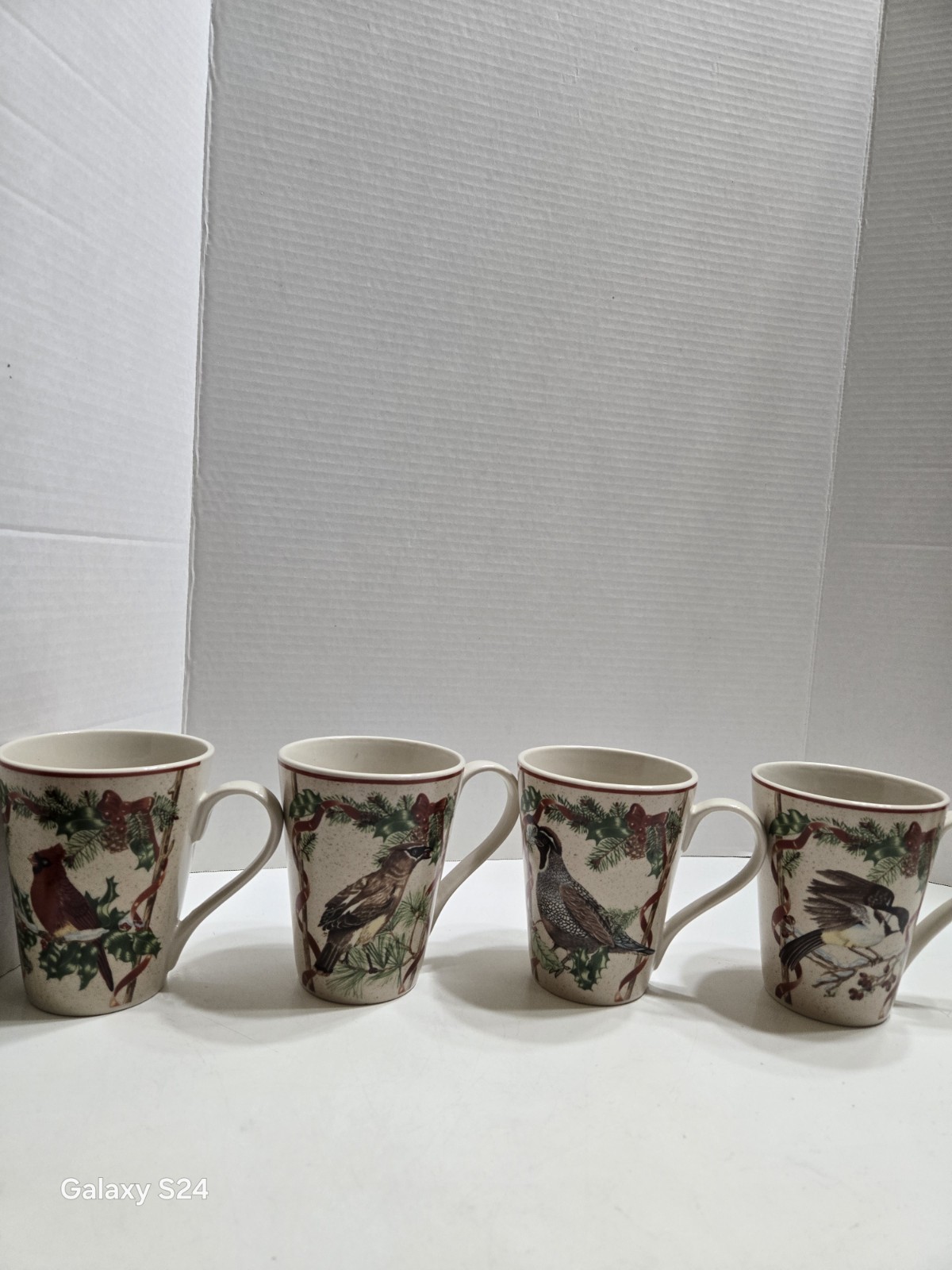 Vintage BLOCK BASICS ” Festive Ribbon ” Set Of (4) Winter Bird Pattern…