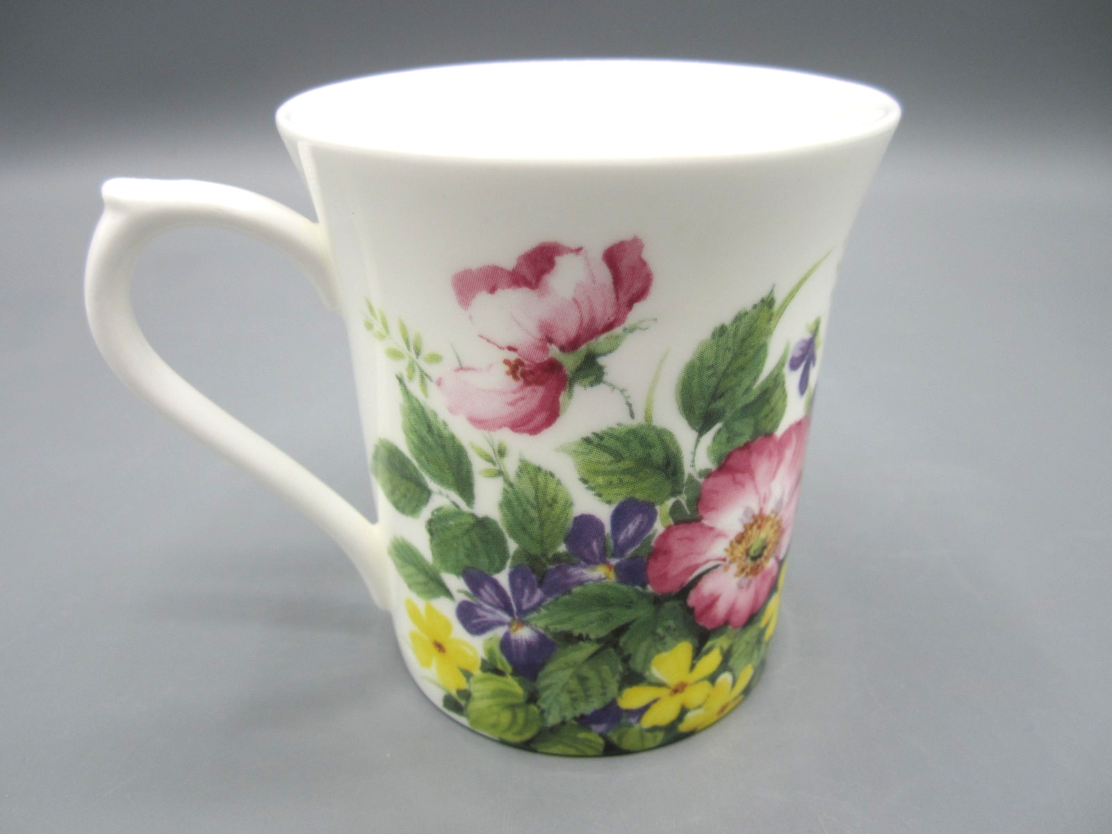 Royal Heritage England, Multi-color Primula Floral Tea Coffee Cup 8 oz (499)