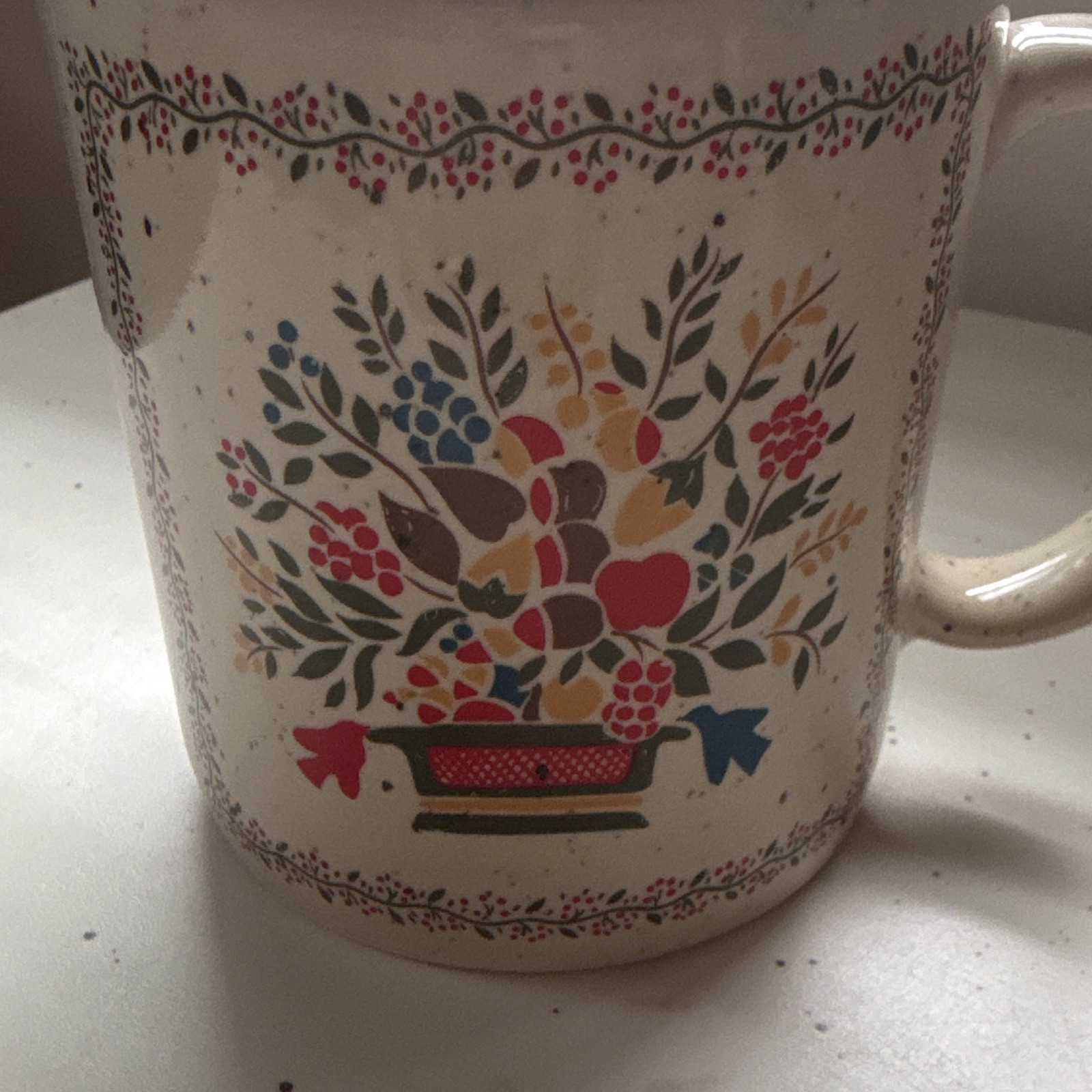 Vintage 1984 D Crest Japan Folk Art Floral Speckled Stoneware Coffee Mug