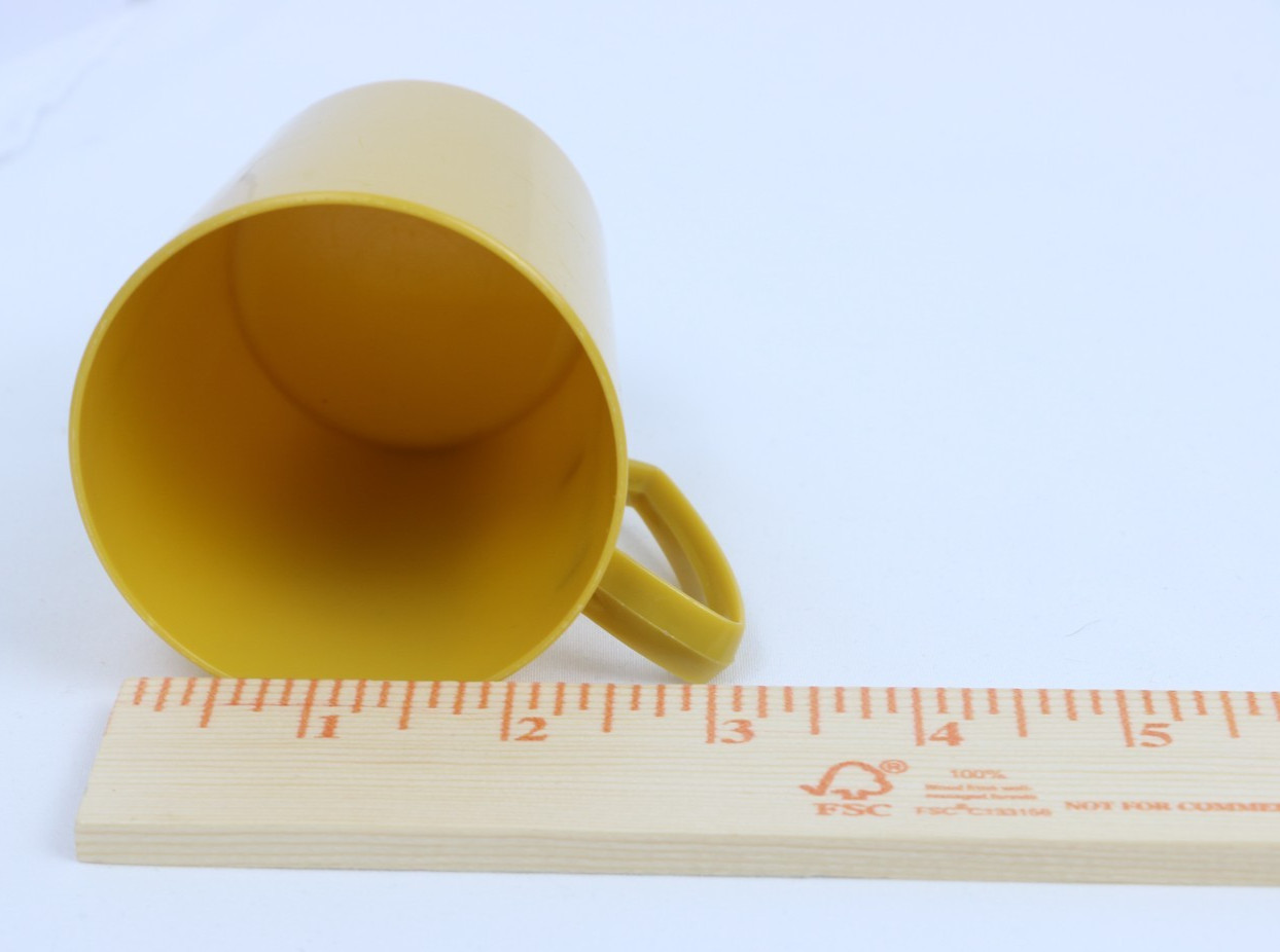 Mid-Century Modern plastic picnic mugs