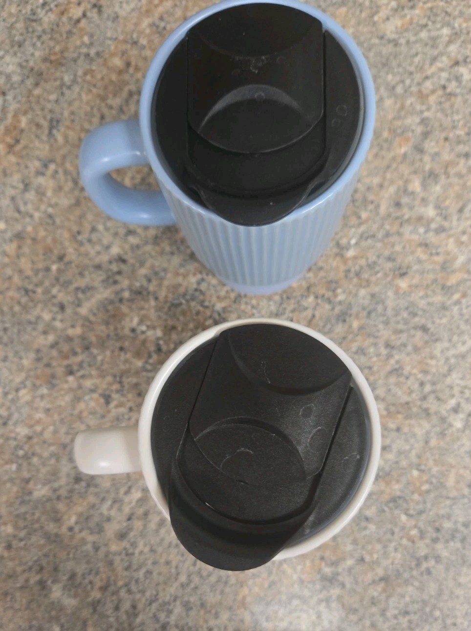 Pair Crofton Stoneware Microwave Dishwasher Safe Tumblers w/Lid & Silicone Base