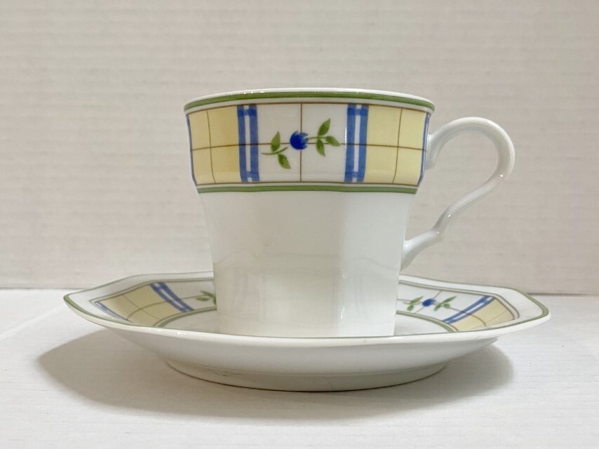STUDIO NOVA, GINGHAM BLUE, 12 COFFEE CUPS & SAUCER SETS, Y0064