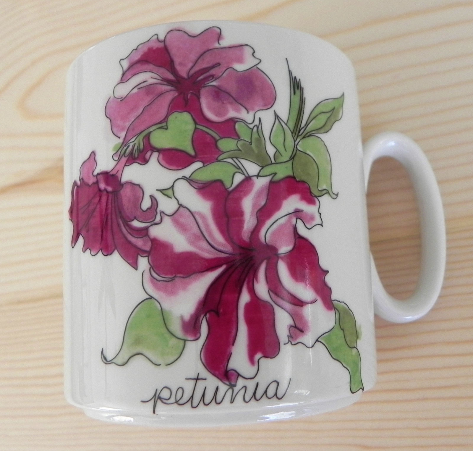 Villeroy & Boch Coffee Mug Gladiola/Daffodie/Petunia Made in Luxembourg