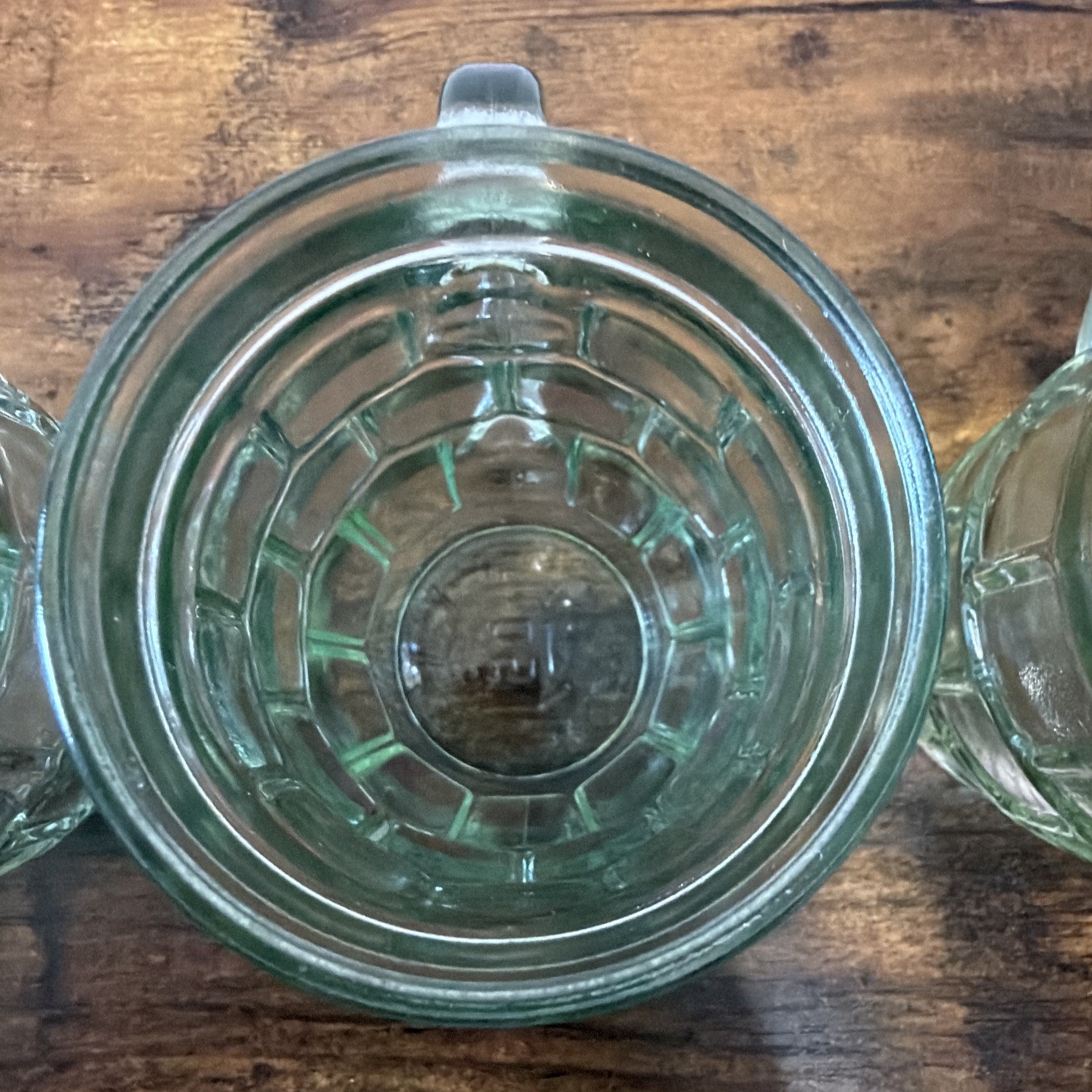 Set of 4 Clear Glass Beer Mugs Geometric Pattern Round 4.75in Green Tint