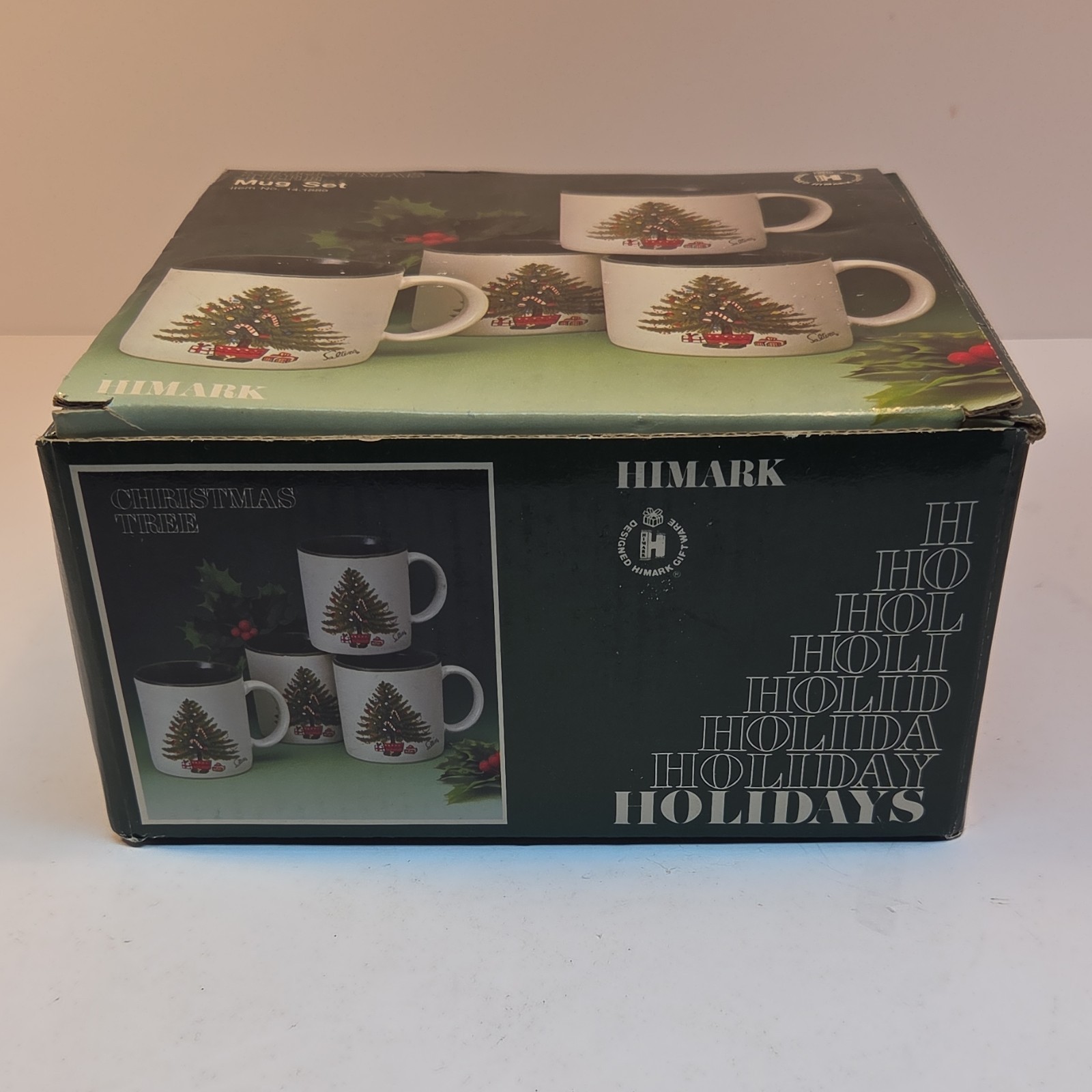 Himark Ceramic Christmas Coffee Mug Set White Green Decorated Four-Piece Holiday