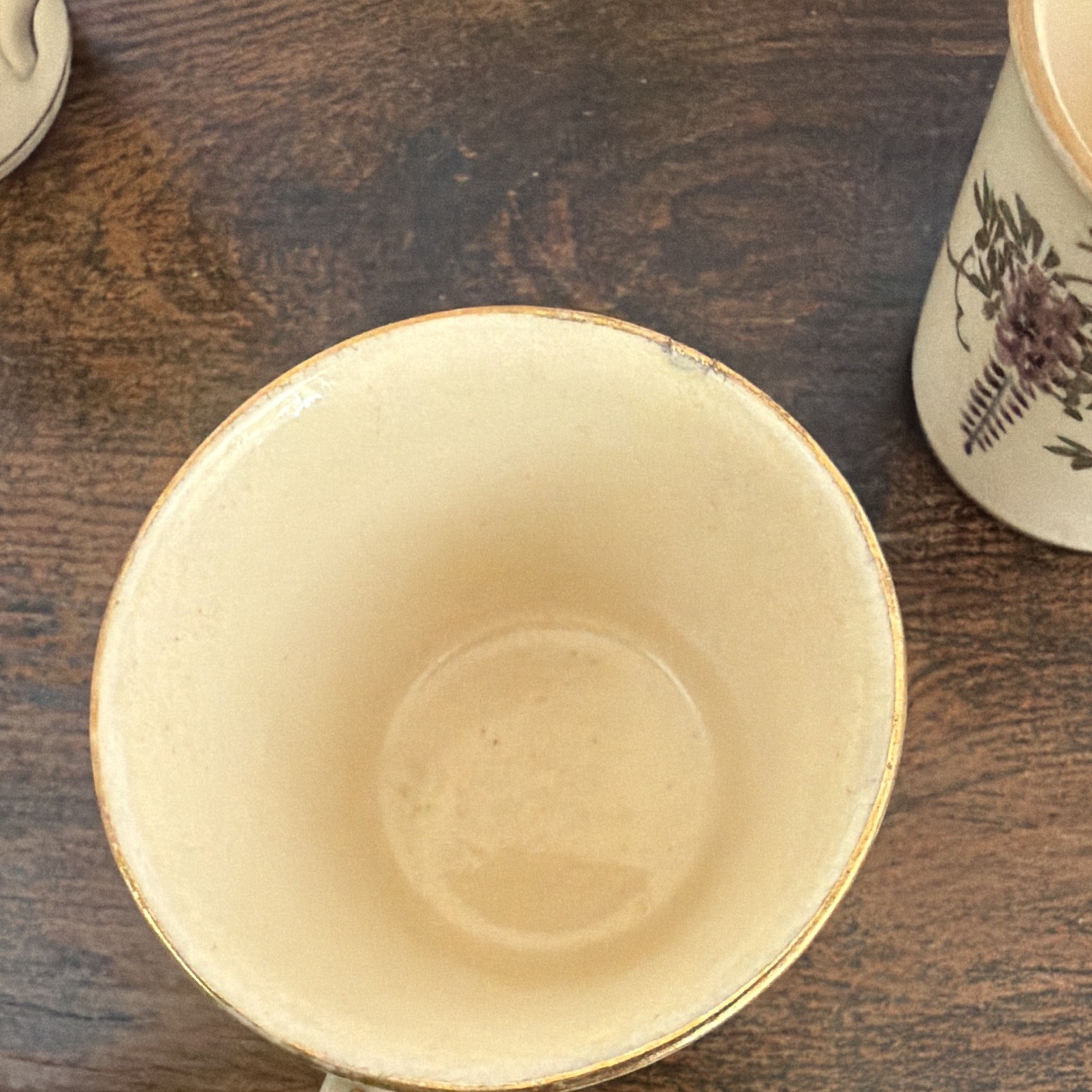 Set of 3 Ceramic Coffee Mugs Cream Purple Floral Vine Gold Rim 8 fl oz