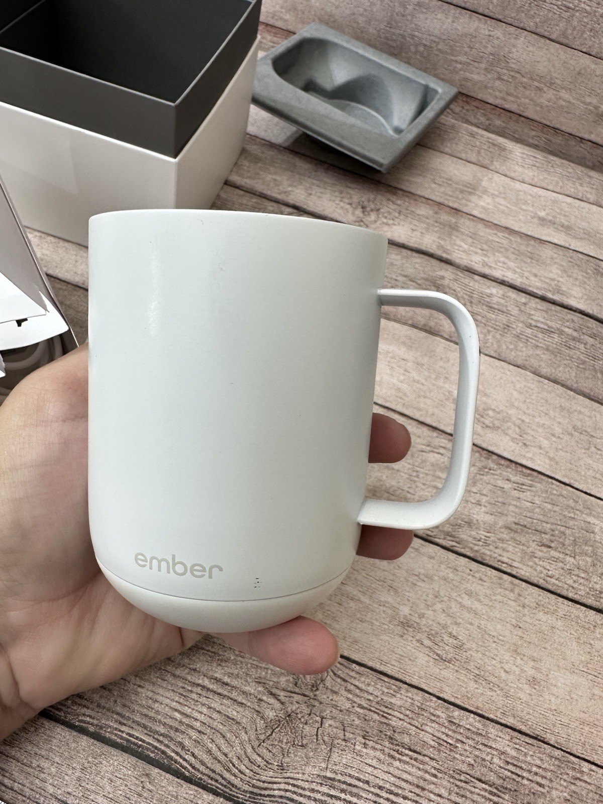 Ember Temperature Control Smart Mug -10 Oz Heated Coffee Mug CM19- White -Used