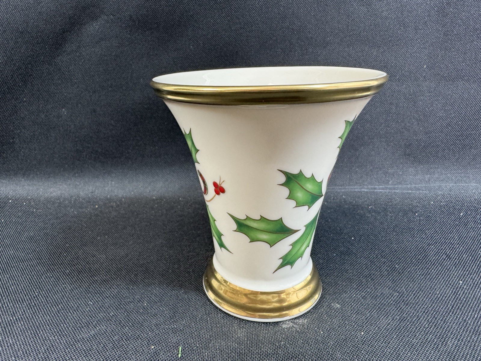 Lenox Holiday Nouveau Gold~Large 4.5″ Accent Mug~1st Quality~USA~Mint~NEW