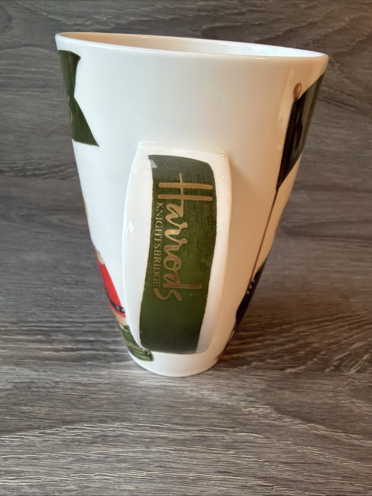 Harrods Knightsbridge Bone China Tea Cup Made in England – Police/Bobby Bear