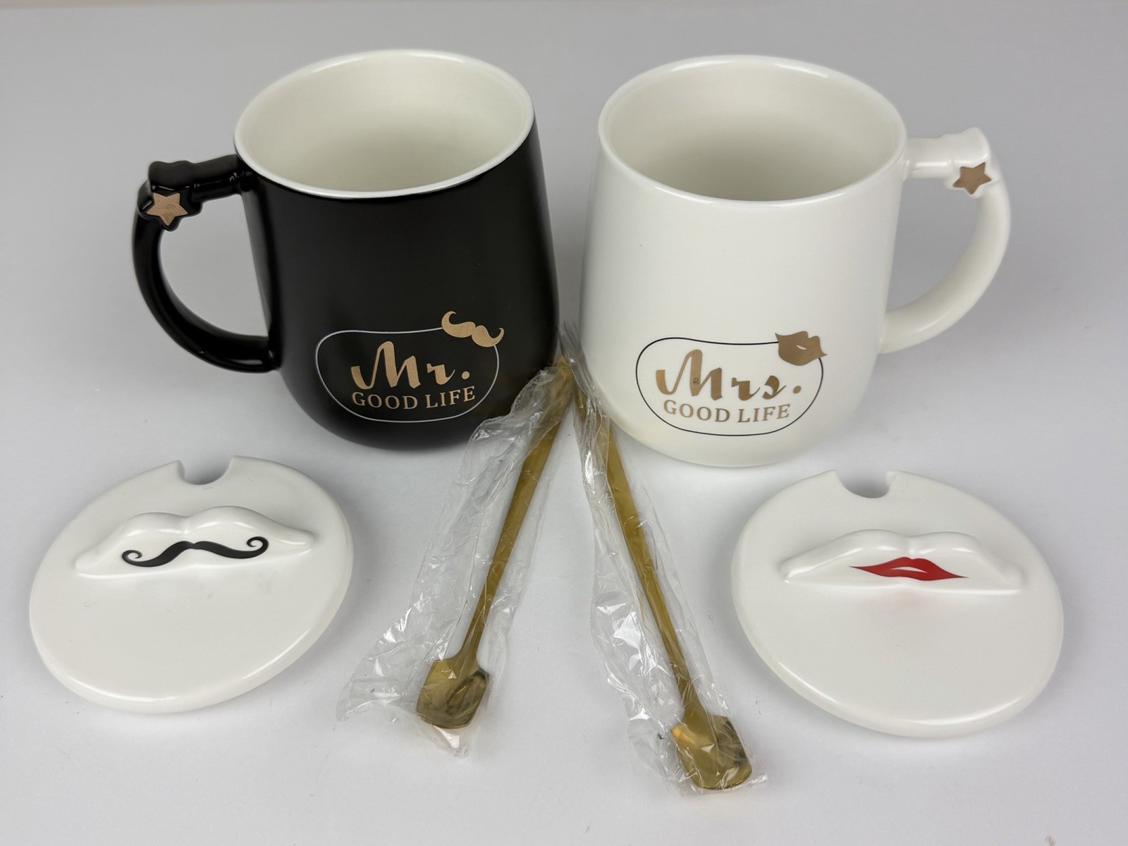 Mr & Mrs Coffee/Tea Mugs Gift Set Wedding Anniversary Couples Lid Spoons New