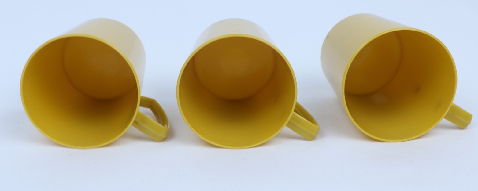 Mid-Century Modern plastic picnic mugs