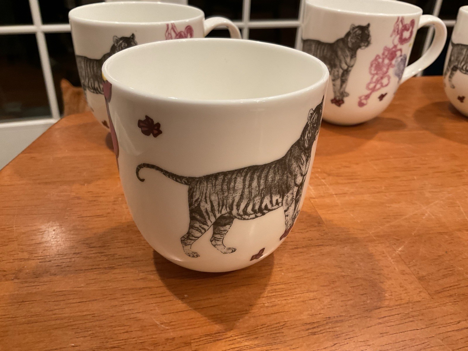1 Concetta Gallo Discont Habitat X Mugs Fine Bone China-3 Tigers Avail