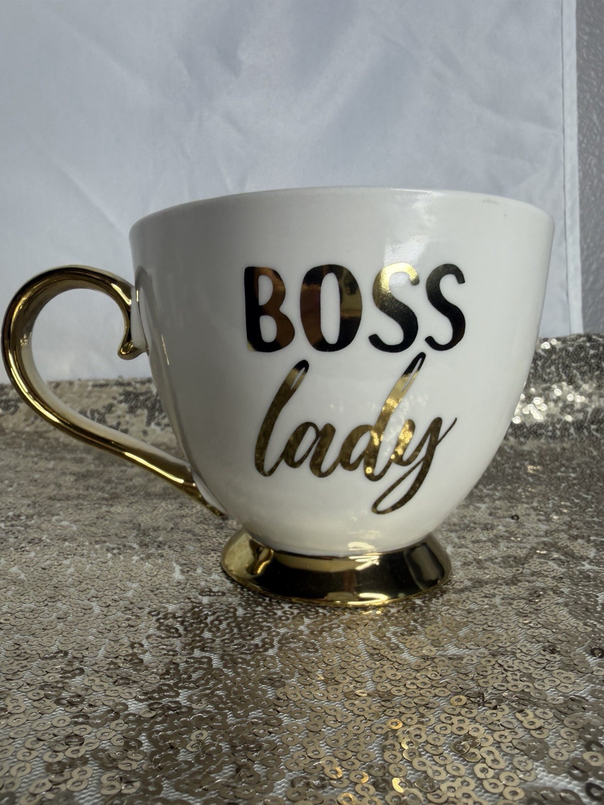 Nanette Lepore Boss Lady Porcelain Coffee Mug White Gold Decorated Tapered
