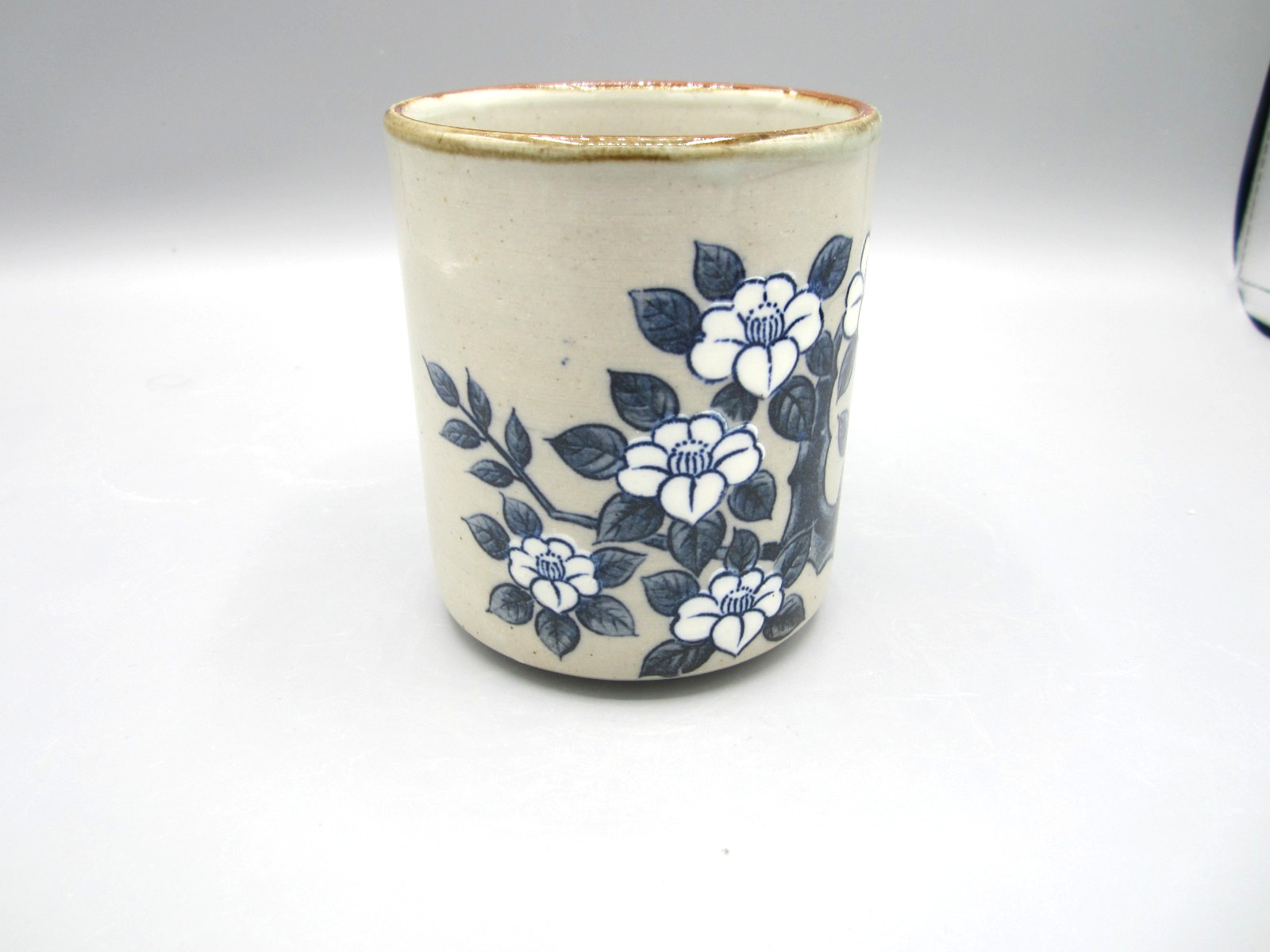 Otagiri Japan VTG Gray, Blue White Floral, Brown Trim 14 oz Coffee Tea Mug (389)