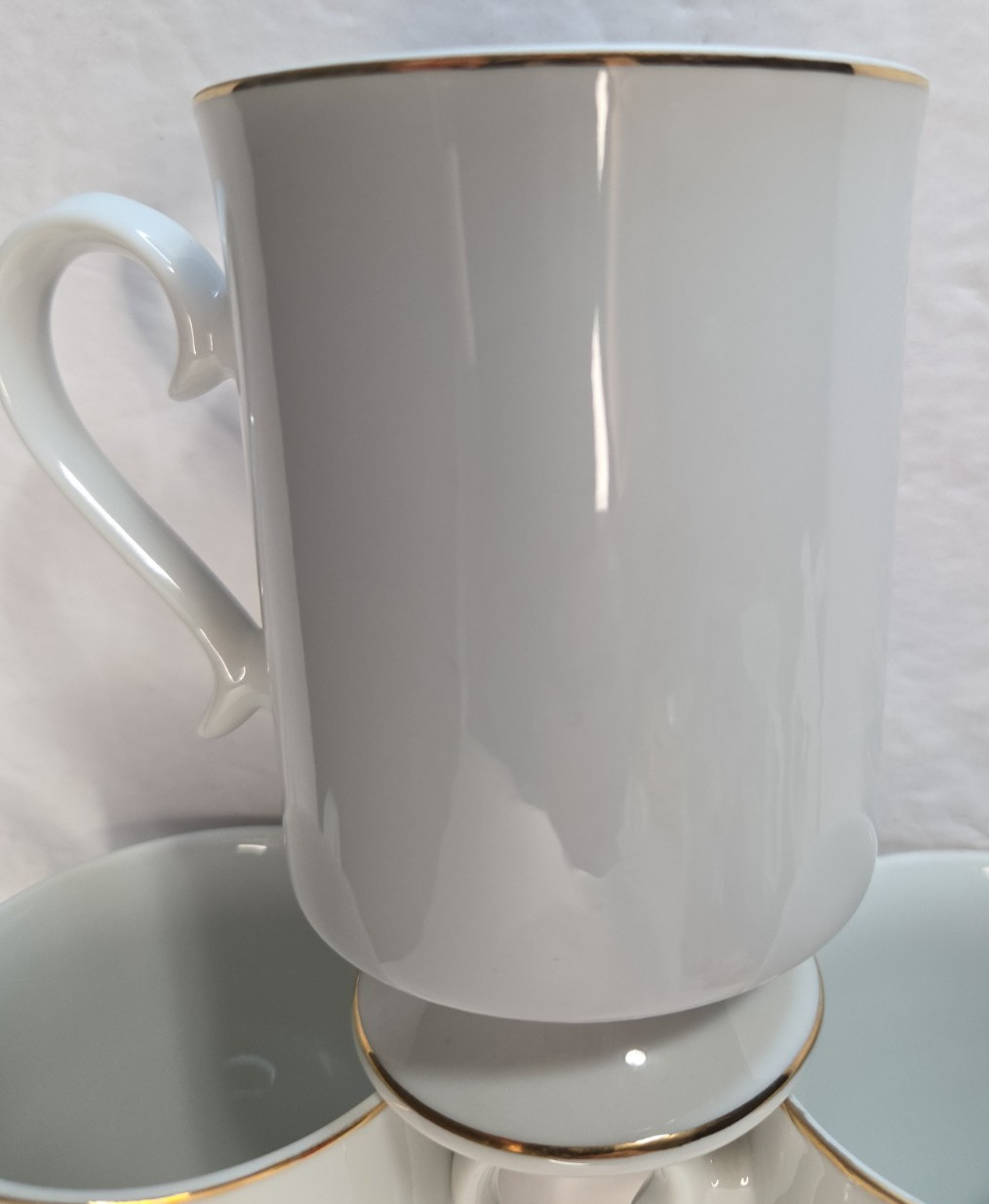 6 Vintage Royal Crown Love Birds Coffee Mugs Cups Pedestal Gold Trim Bird Lovers