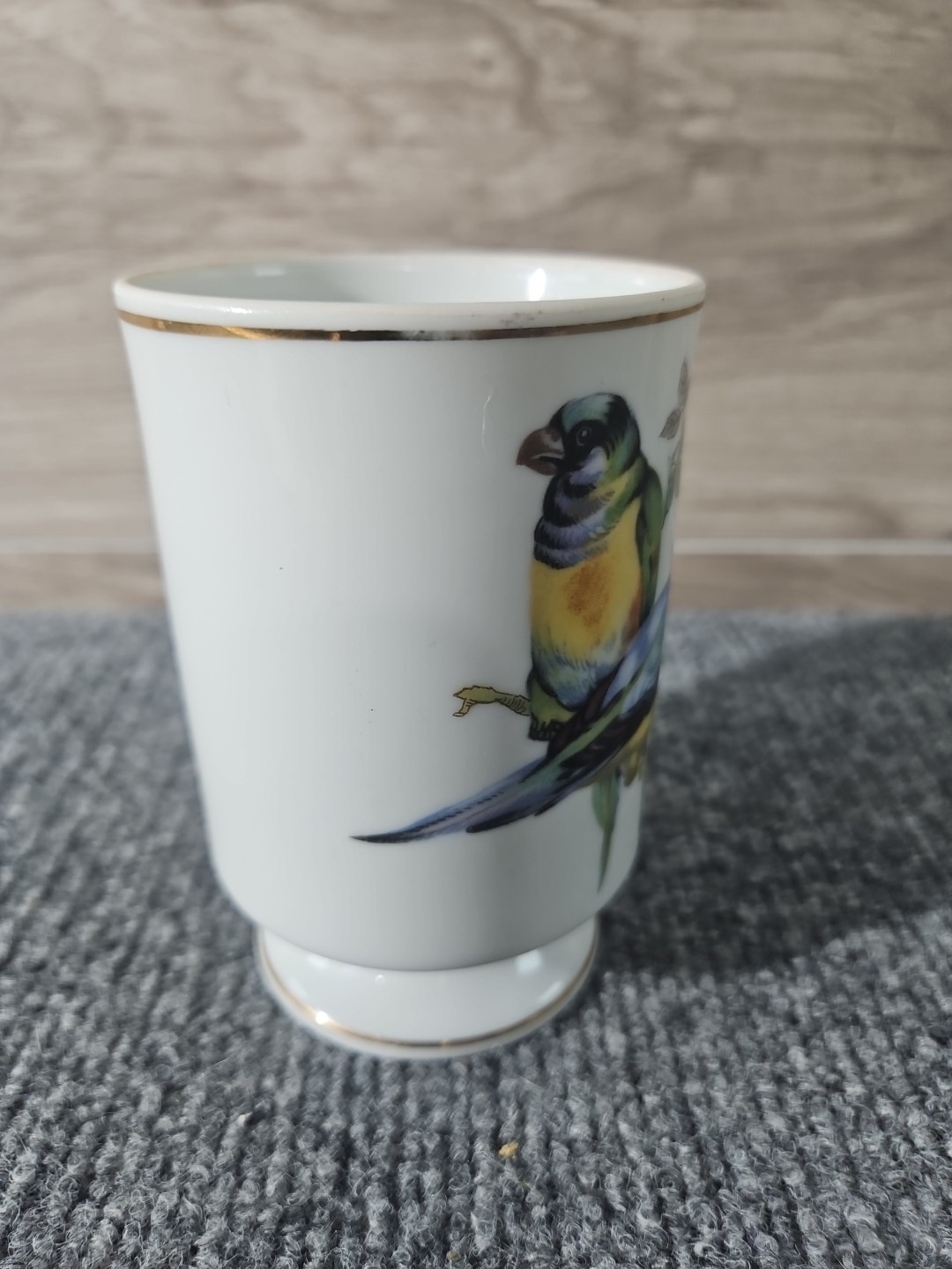 Royal Crown Birds Coffee Mug Gold Trim Fine Porcelain Floral Bird Cup