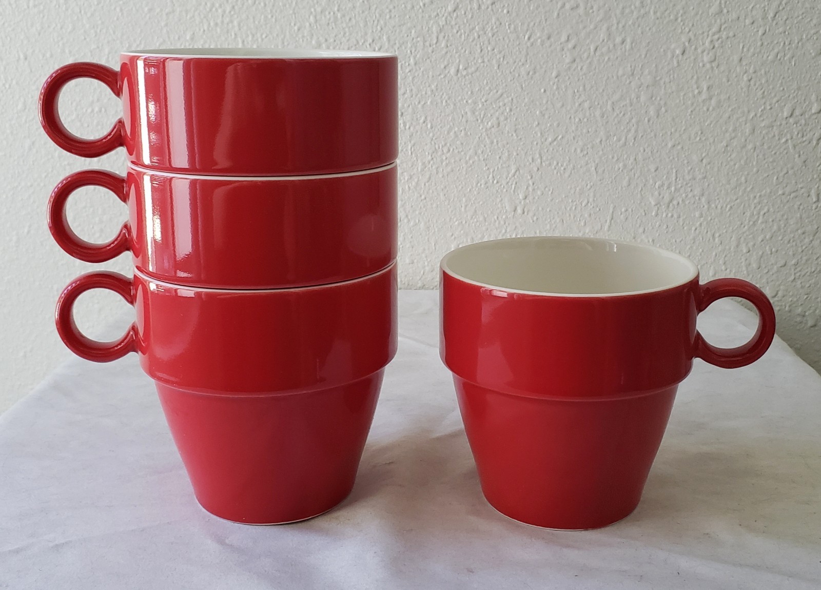 Set of 4 Anthropologie 12 oz Apple Red Stackable Flower Pot O-Ring Handle Mugs