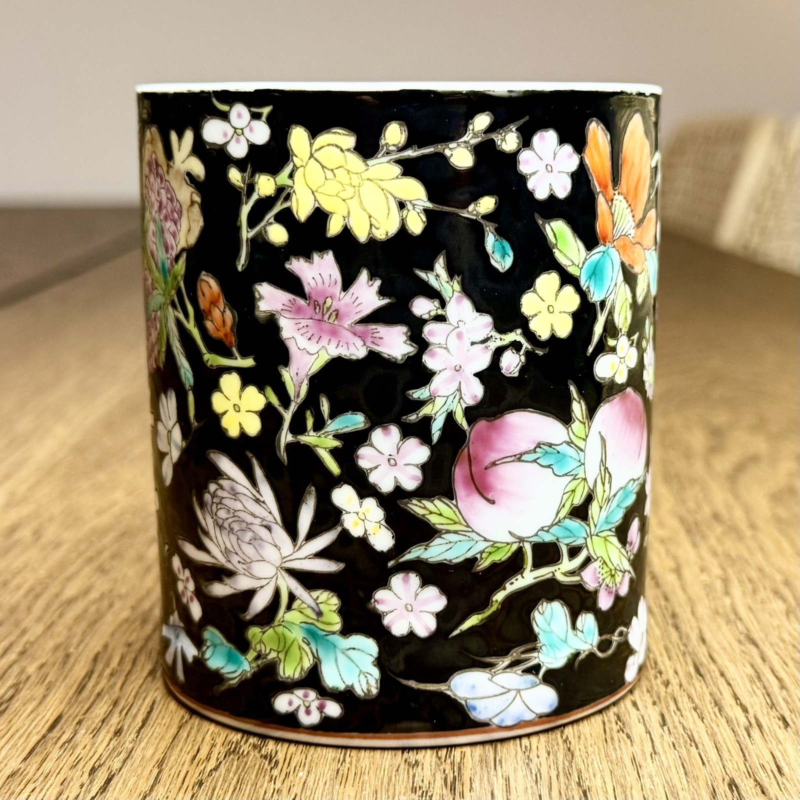 Vintage Chinese Hand Painted Famille Noire Floral Porcelain Mug Black Background