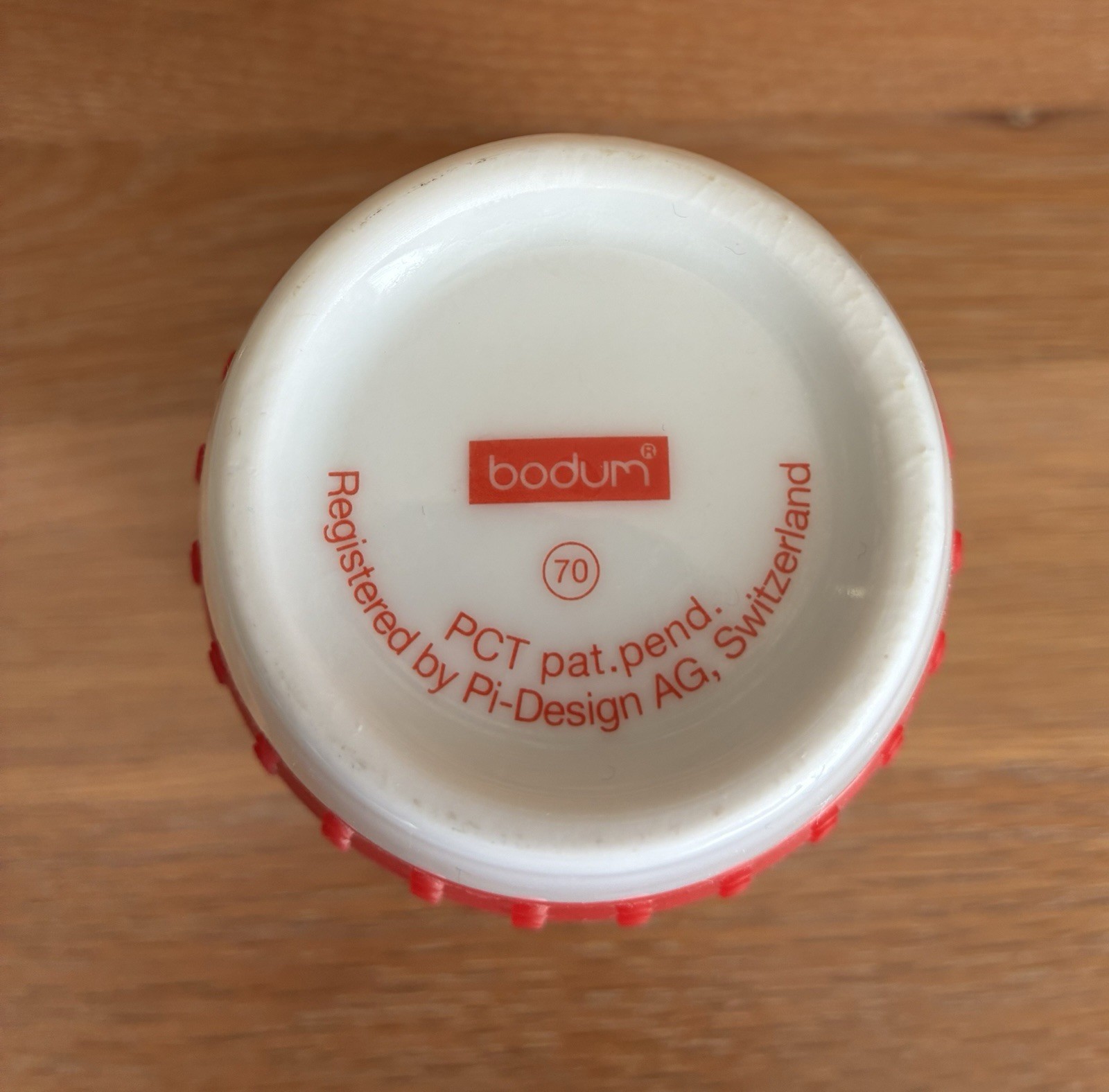 1 BODUM Pavina 12oz White Porcelain Cup Red Dotted Silicone Grip 4.5″ Tall EUC