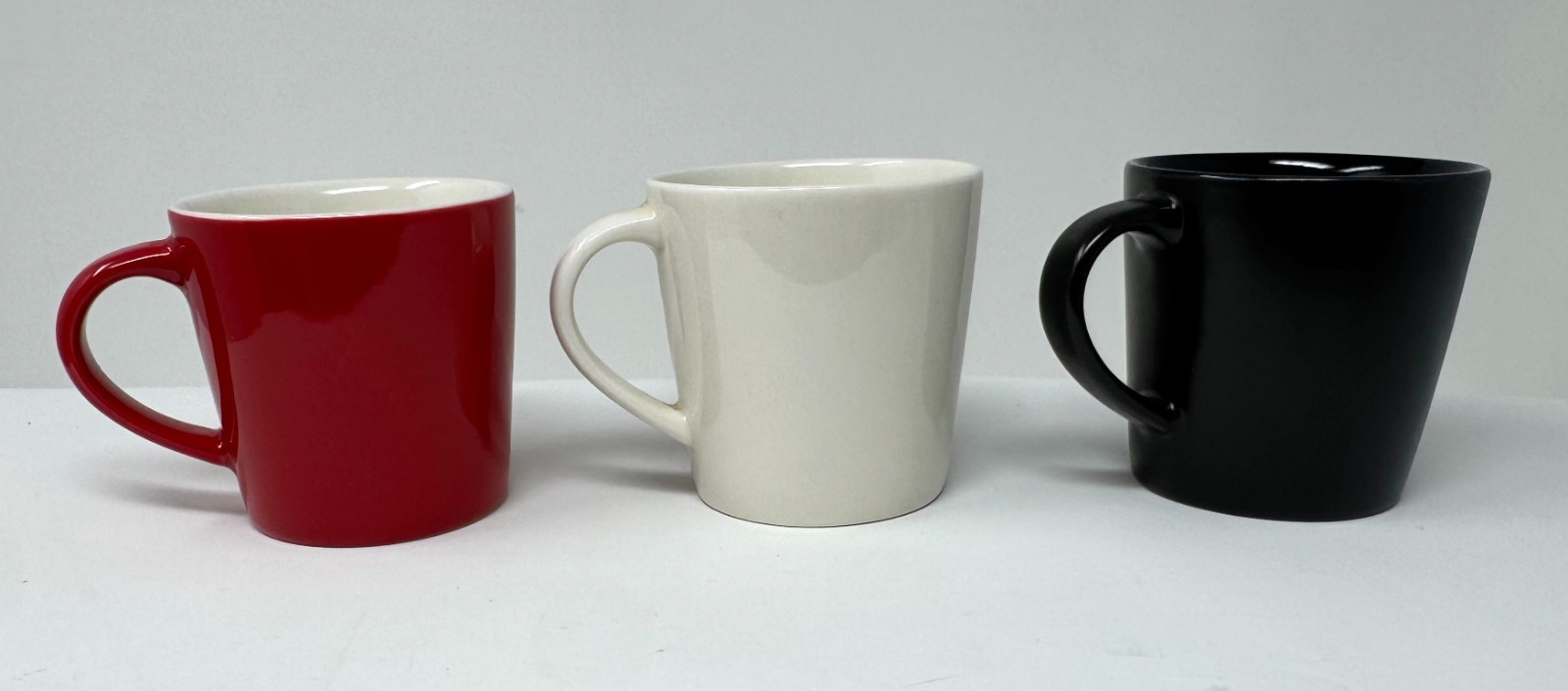 Starbucks 3oz Espresso Demitasse Cups Red and White 2015 Peace Symbol set of 4