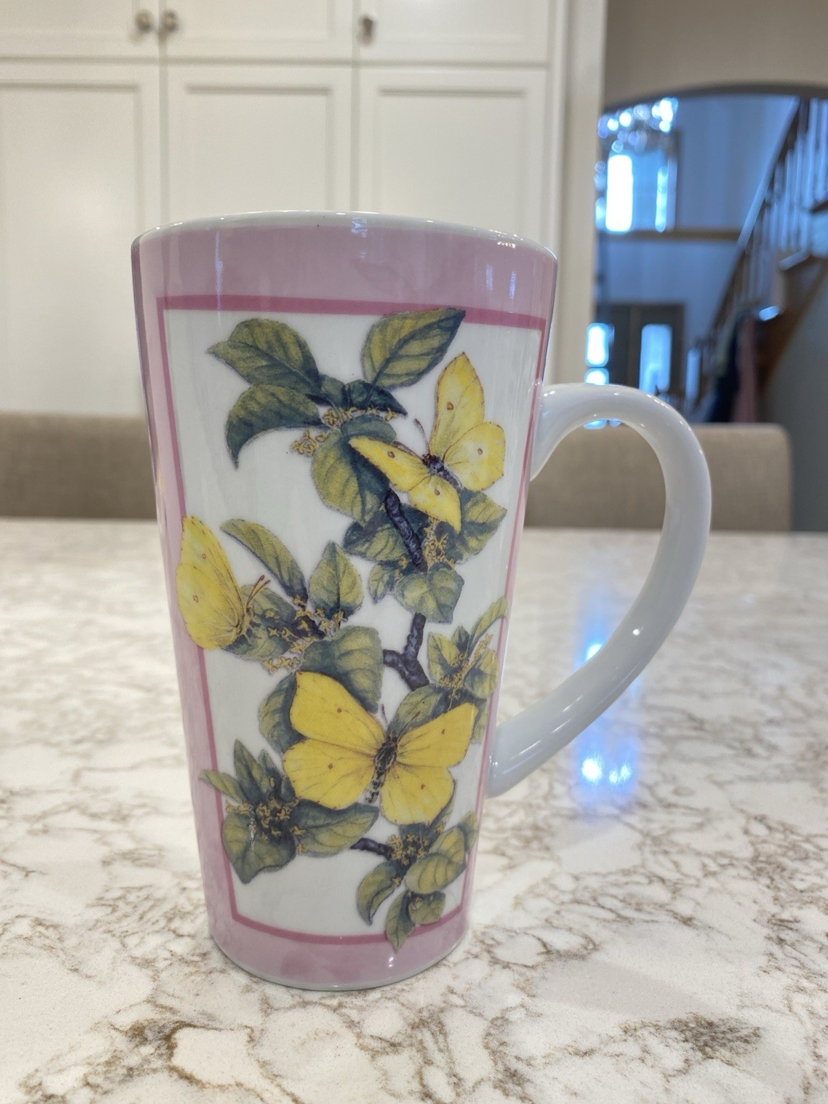 Set of 4 — Butterfly & Flowers Latte Cup Mugs