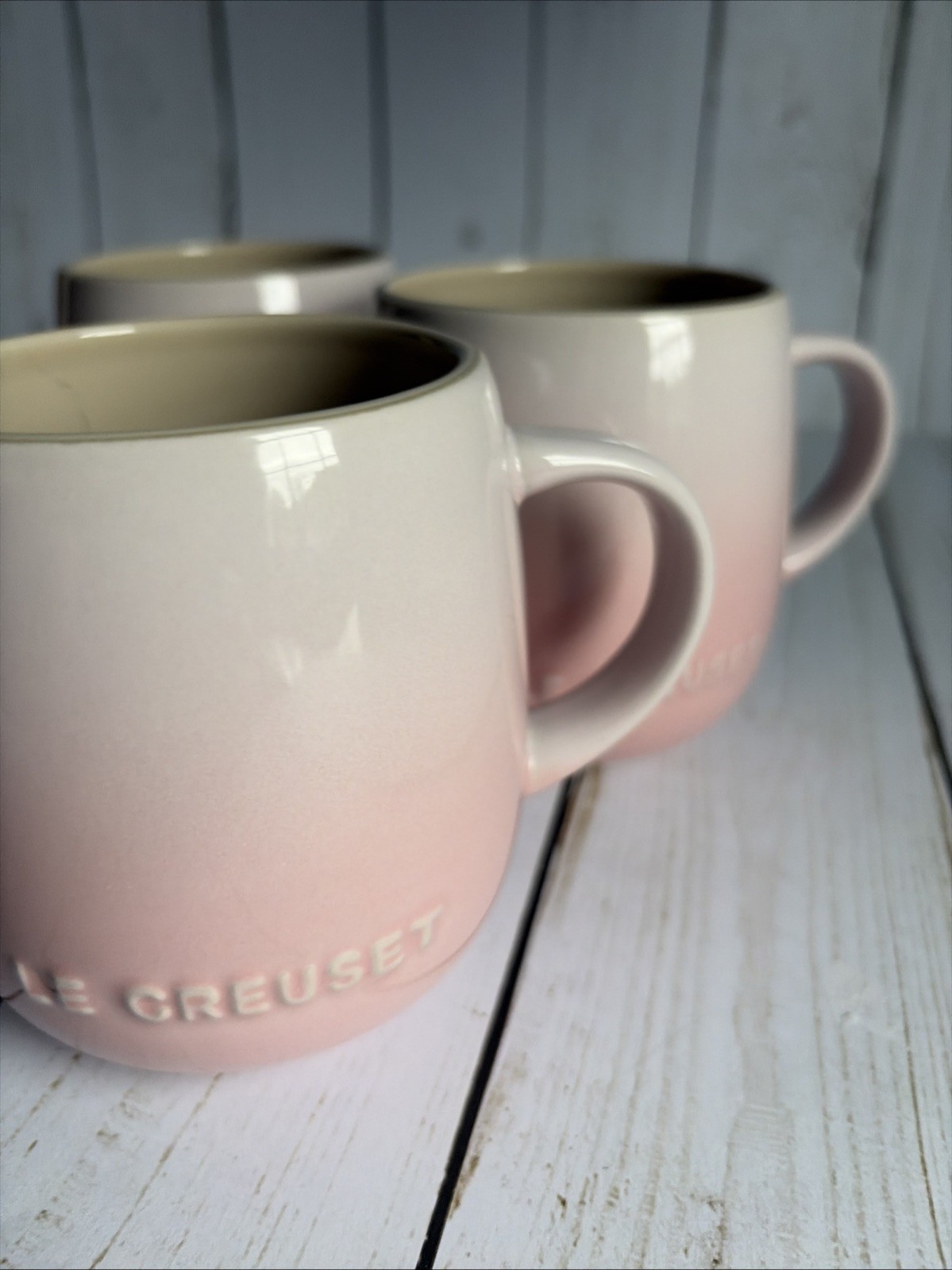 Used Set of 4 – Le Creuset Ombré Shell Pink 12 Oz Coffee Mugs Excellent