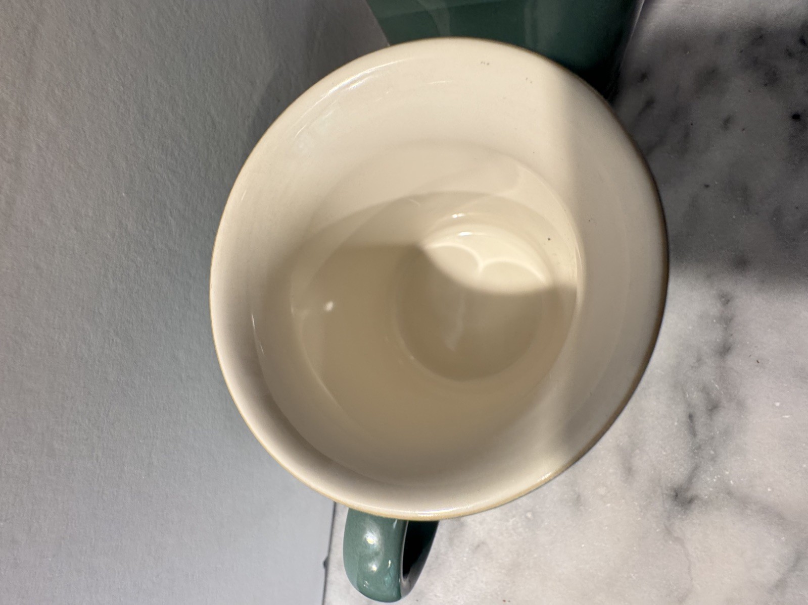 Le Creuset Mugs Set of 2 Coffee Mugs 14oz each Green Color