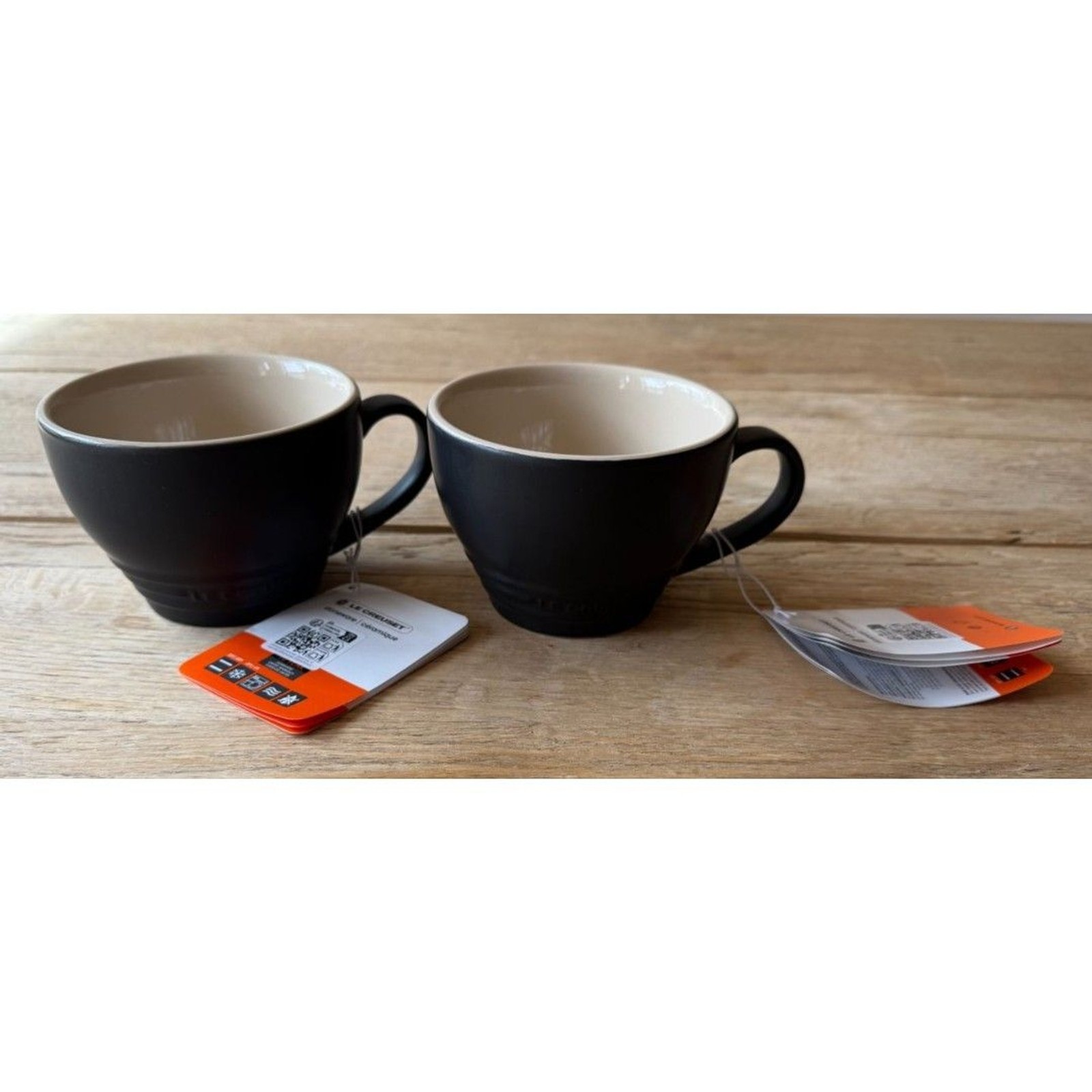 Le Creuset Stoneware 2 Bistro Mug Giant Cappuccino 14 oz Licorice Matt Black NEW