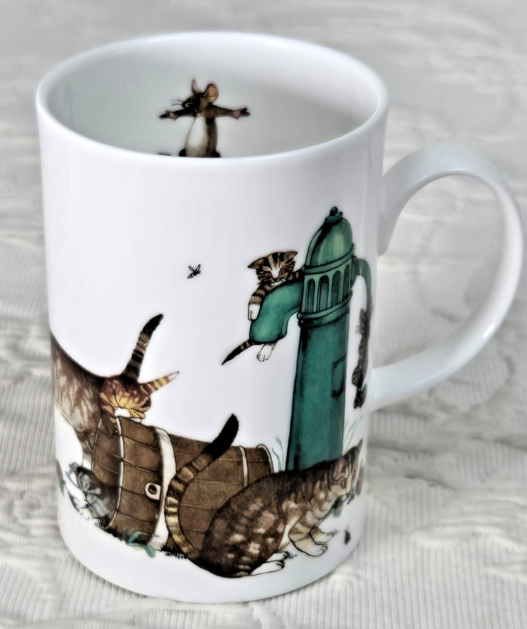 Dunoon Sophisticats Sue Scullard Set of 6 Bone China Mugs; CAT09