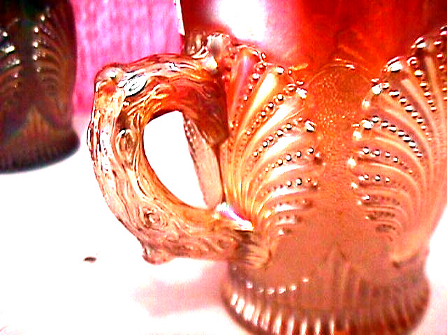 “BEADED SHELL” MUG” 3 7/8″ MARIGOLD COLOR VINTAGE CARNIVAL GLASS WOW BY: DUGAN