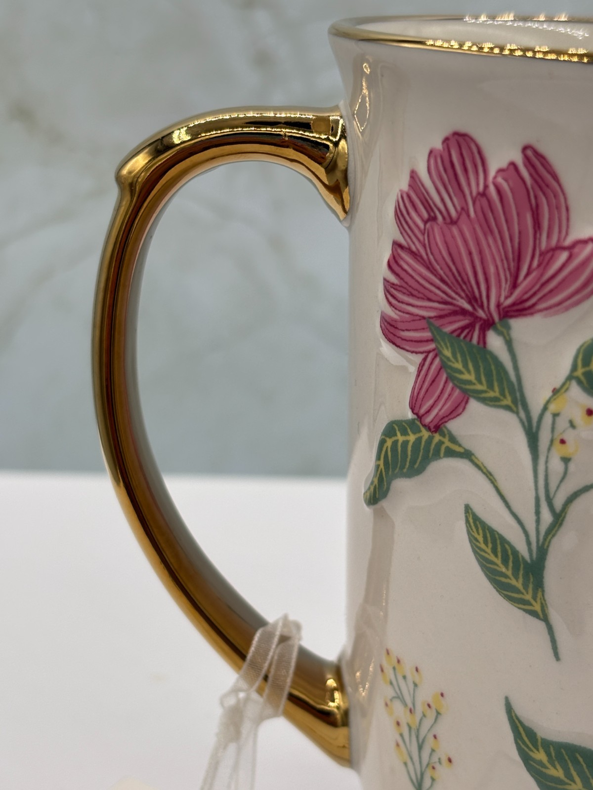 Papyrus Porcelain Ceramic Embossed Floral Coffee Mug 24K Gold Trim Handle 14oz