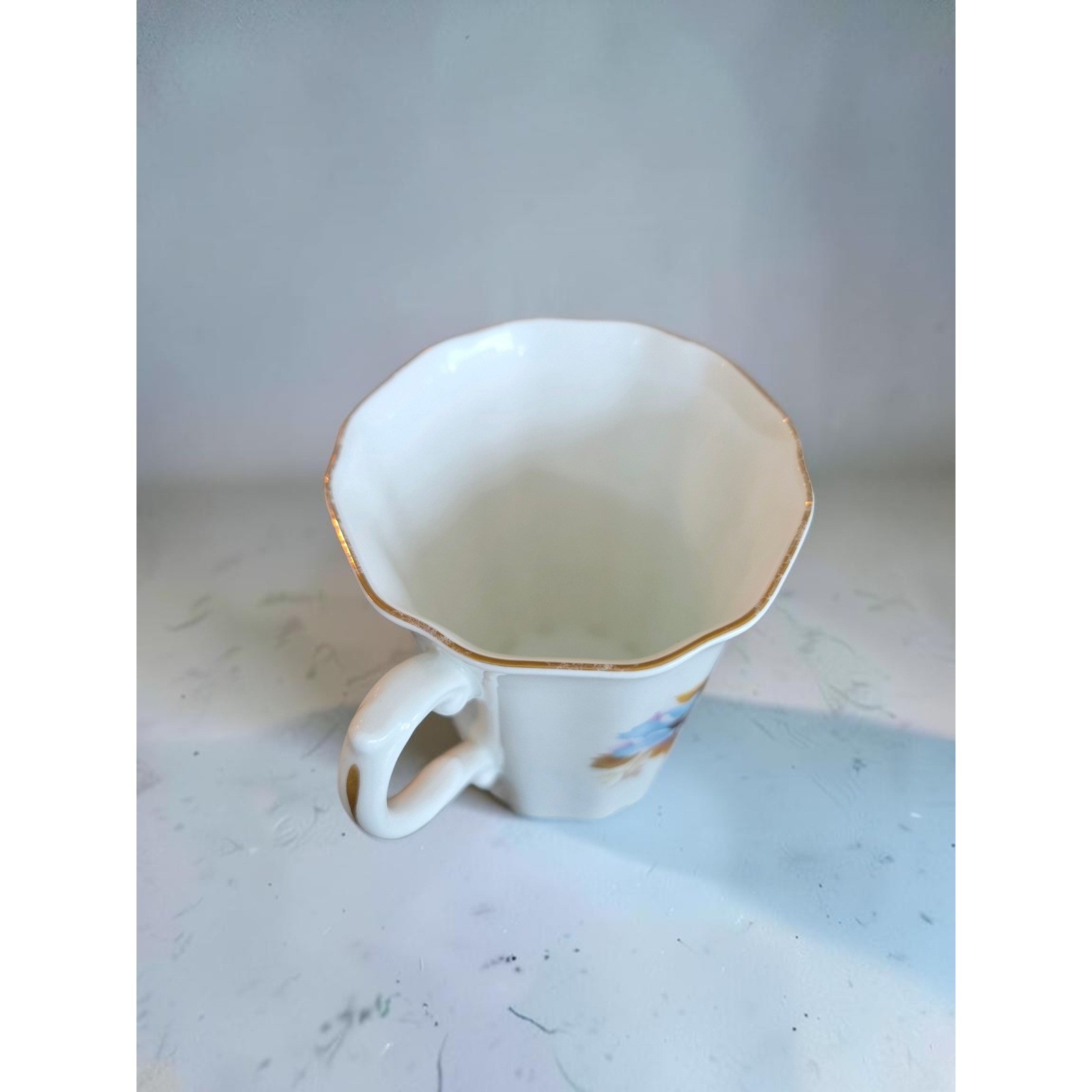 Vintage Royal Grafton Fine Bone China Mug Blue Daisy Floral Gold Rim – England