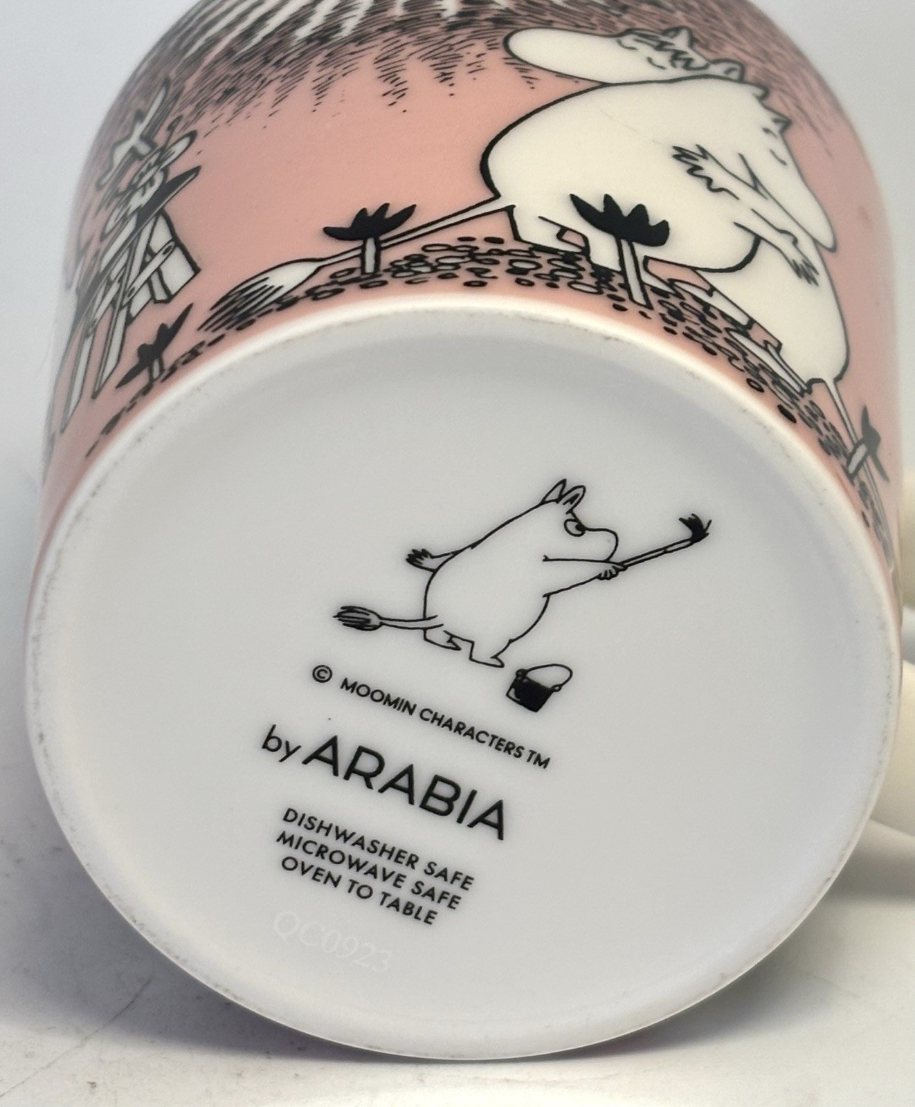 Moomin Love Hugging Arabia Pink Mug Cup 3”