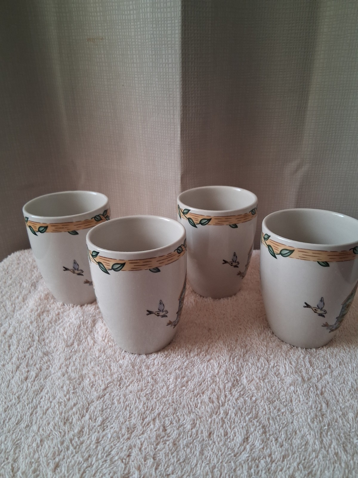 Set of 4 Vintage Thomson Pottery Coffee or Tea Cup Birdhouse/Flowers 4.25”