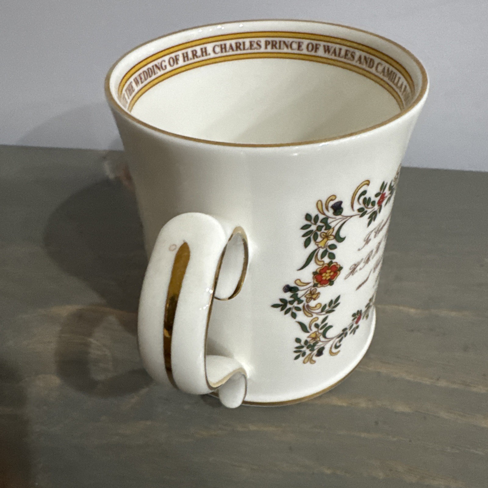 Aynsley Royalty “MARRIAGE PRINCE TO CAMILLA” Bone China ~ Mug ~ 3 5/8″ Tall