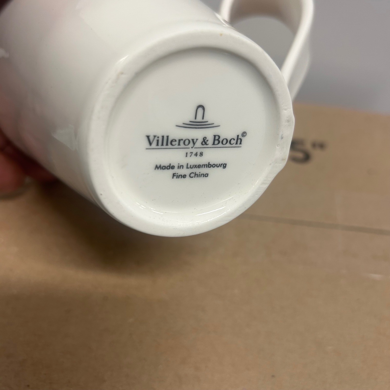 Villeroy & Boch Fine China Mug Modern Sculptural Design White Luxembourg