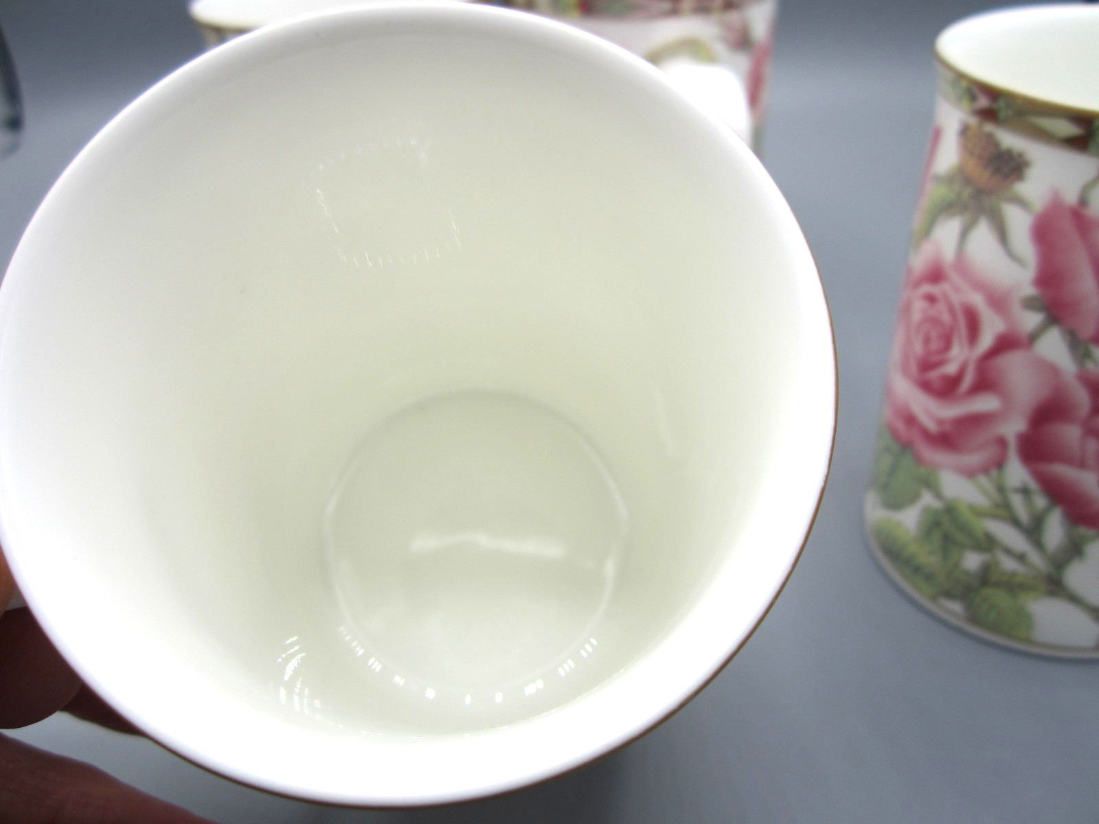 Set of 4 Royal Bone China, White, Pink, Green, Roses Tea Coffee Mug 10 oz (Box)