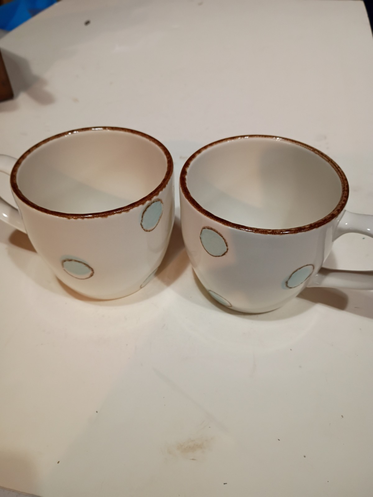 Coffee Mugs Set 2 White With Dots.