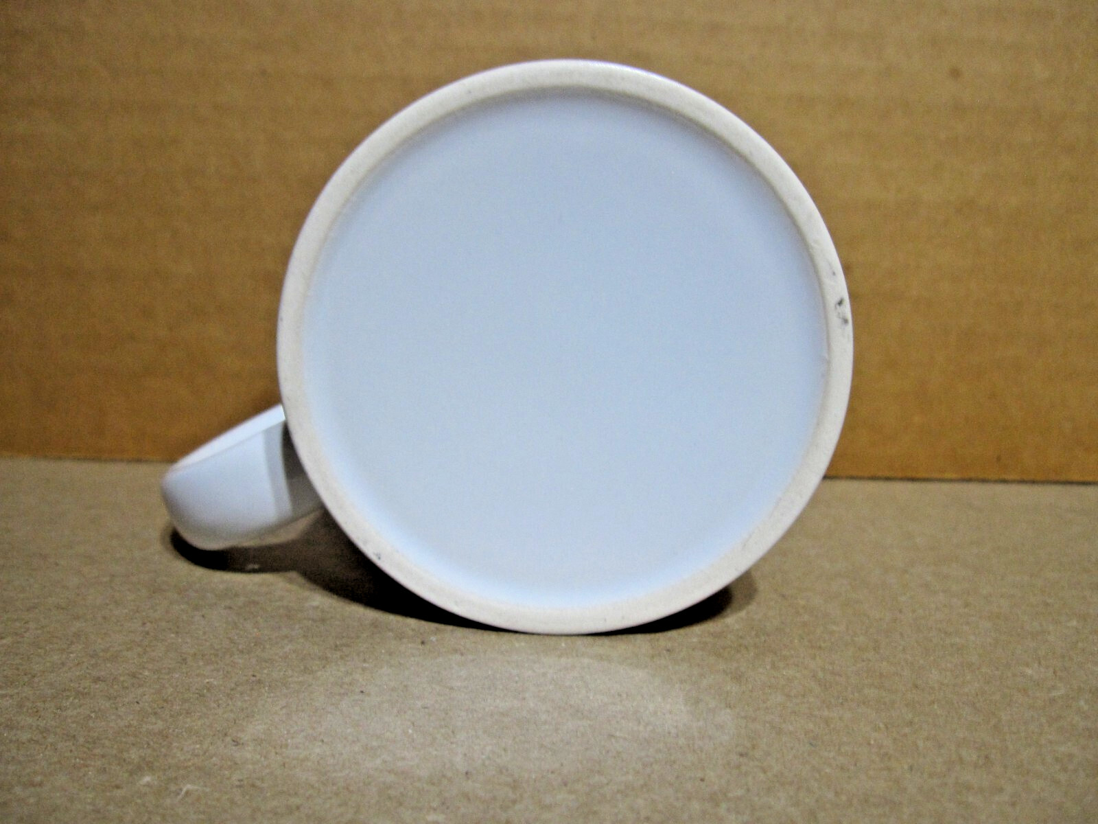 1=NEW=2 PICTURE==CERAMIC==BITE ME==11OZ=WHITE=GLOSSY=GREAT GIFT=SEE PICTURES.