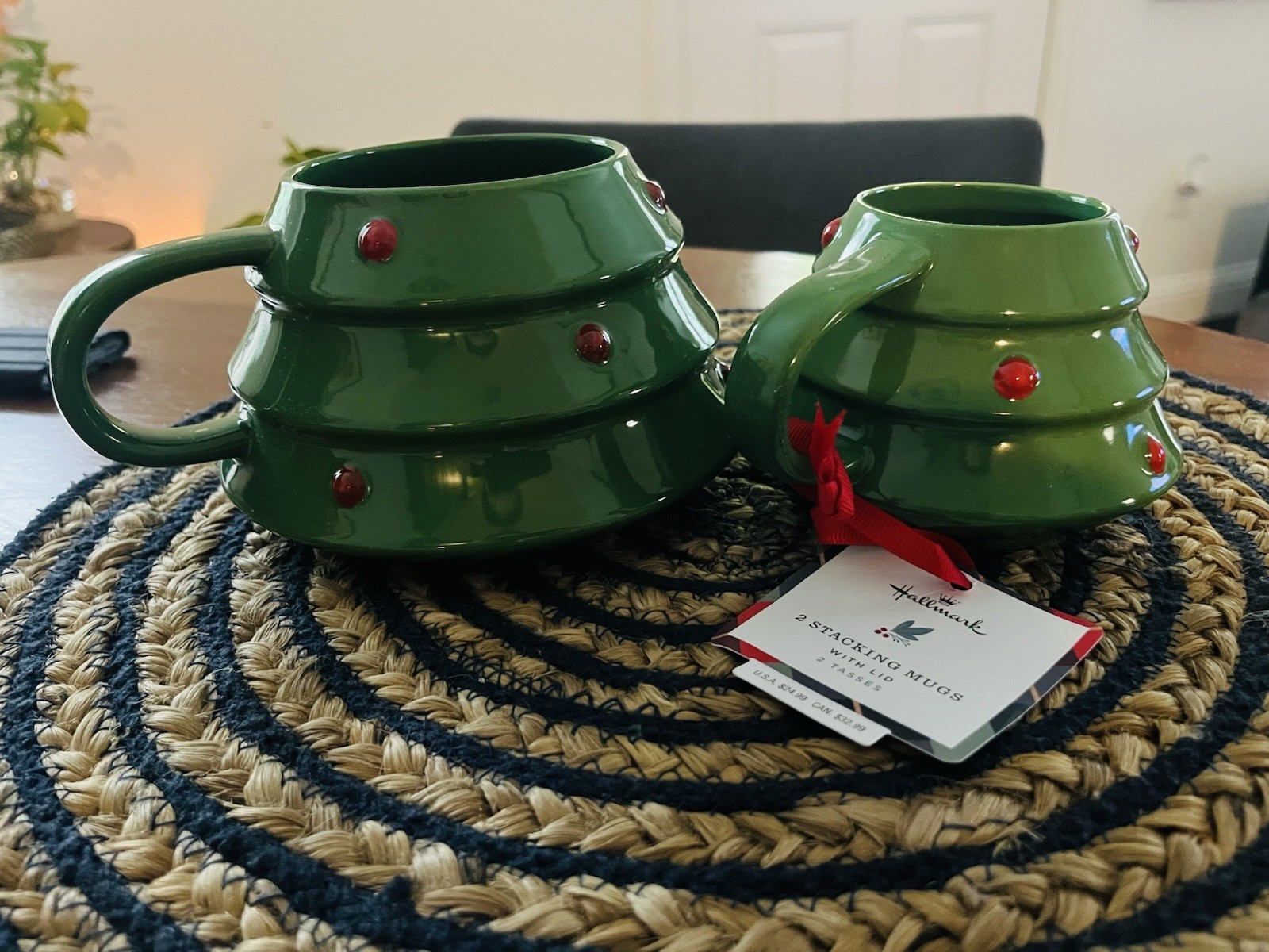Hallmark Stackable Christmas Tree Coffee Mug Set 2pc Ceramic Green/Red