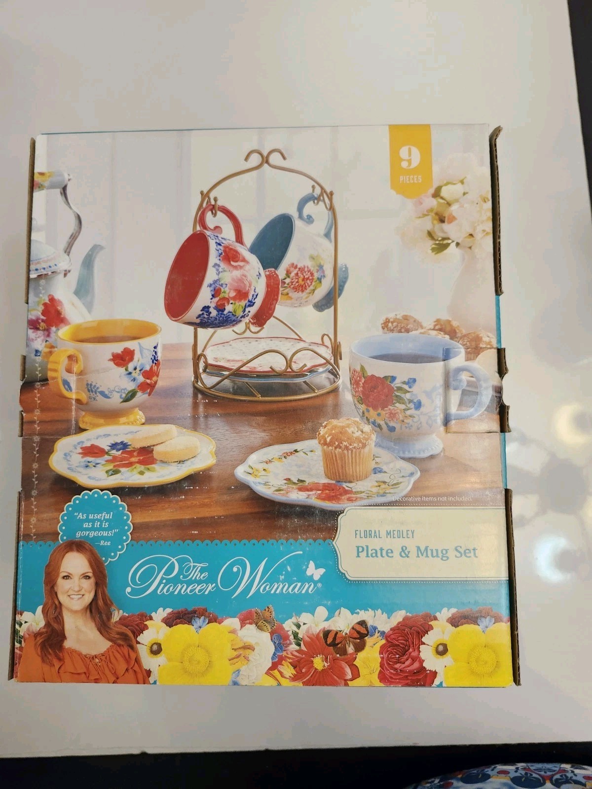 The Pioneer Woman Floral Medley Mug Rack w/Appetizer Plates & Mugs 9 PC Set