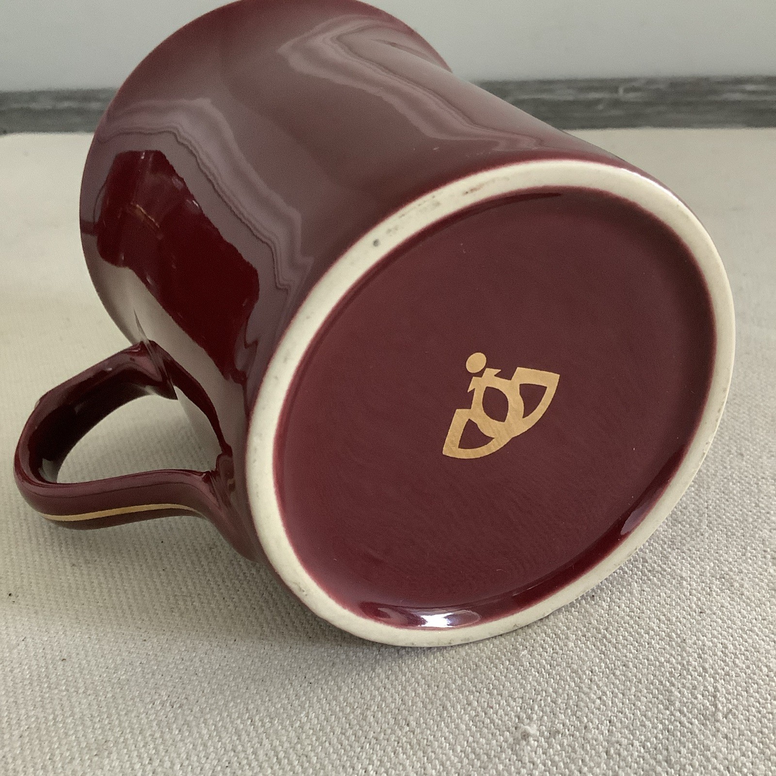 NWOT Set (2) GEVALIA 10oz Burgundy Porcelain Coffee Mug w/ Gold Rim & Lettering